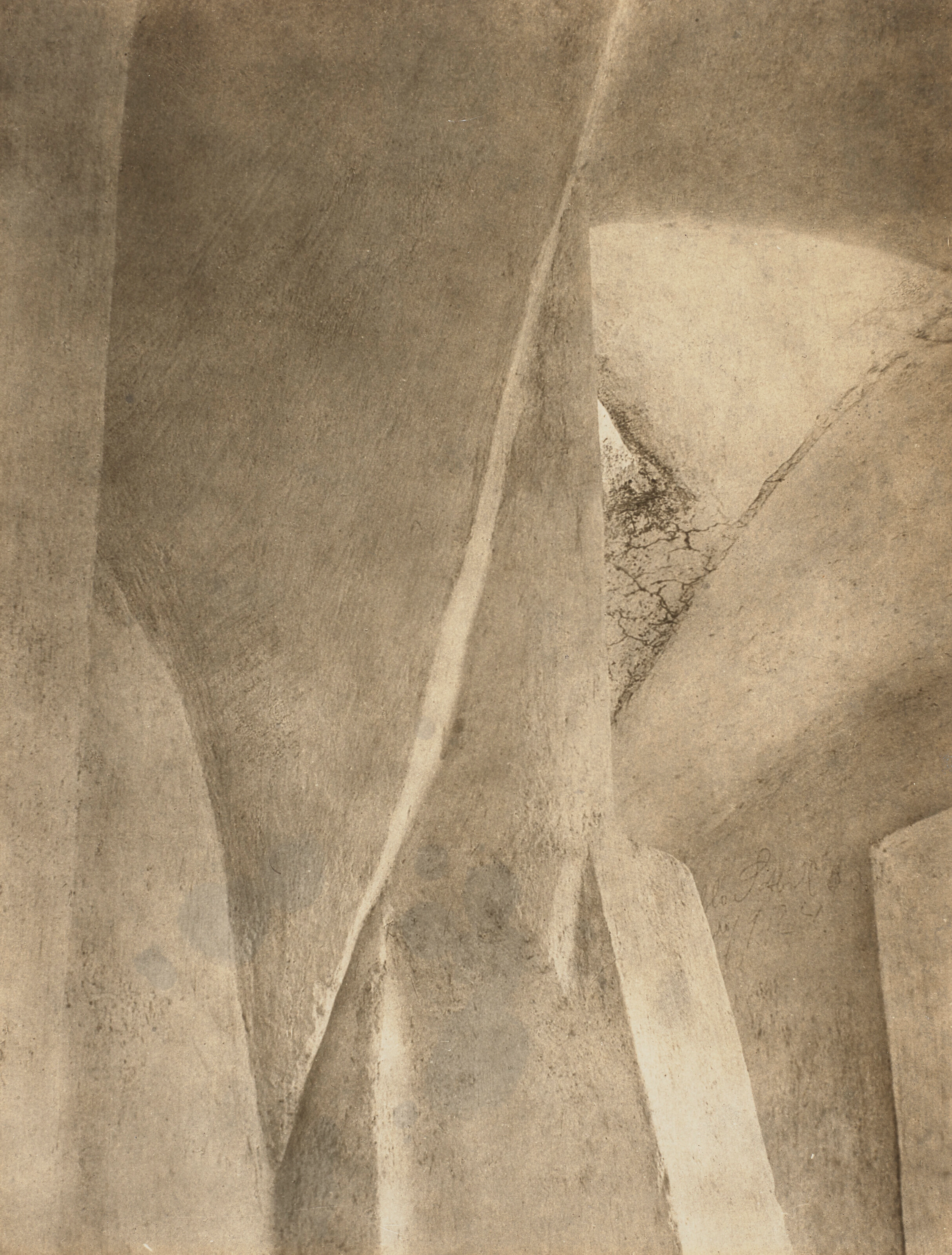 TINA MODOTTI (1896–1942)