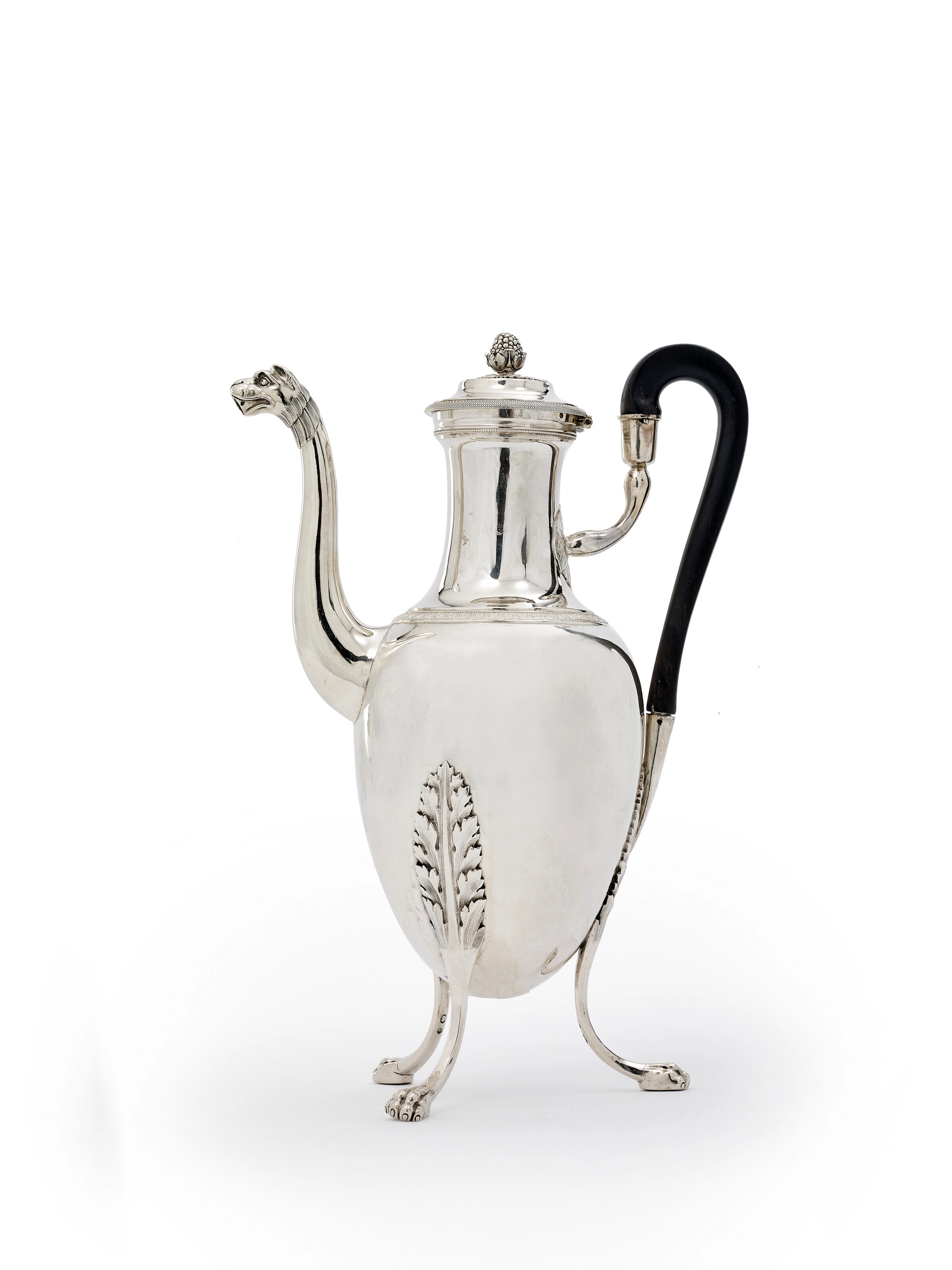 CAFETIERE EN ARGENT