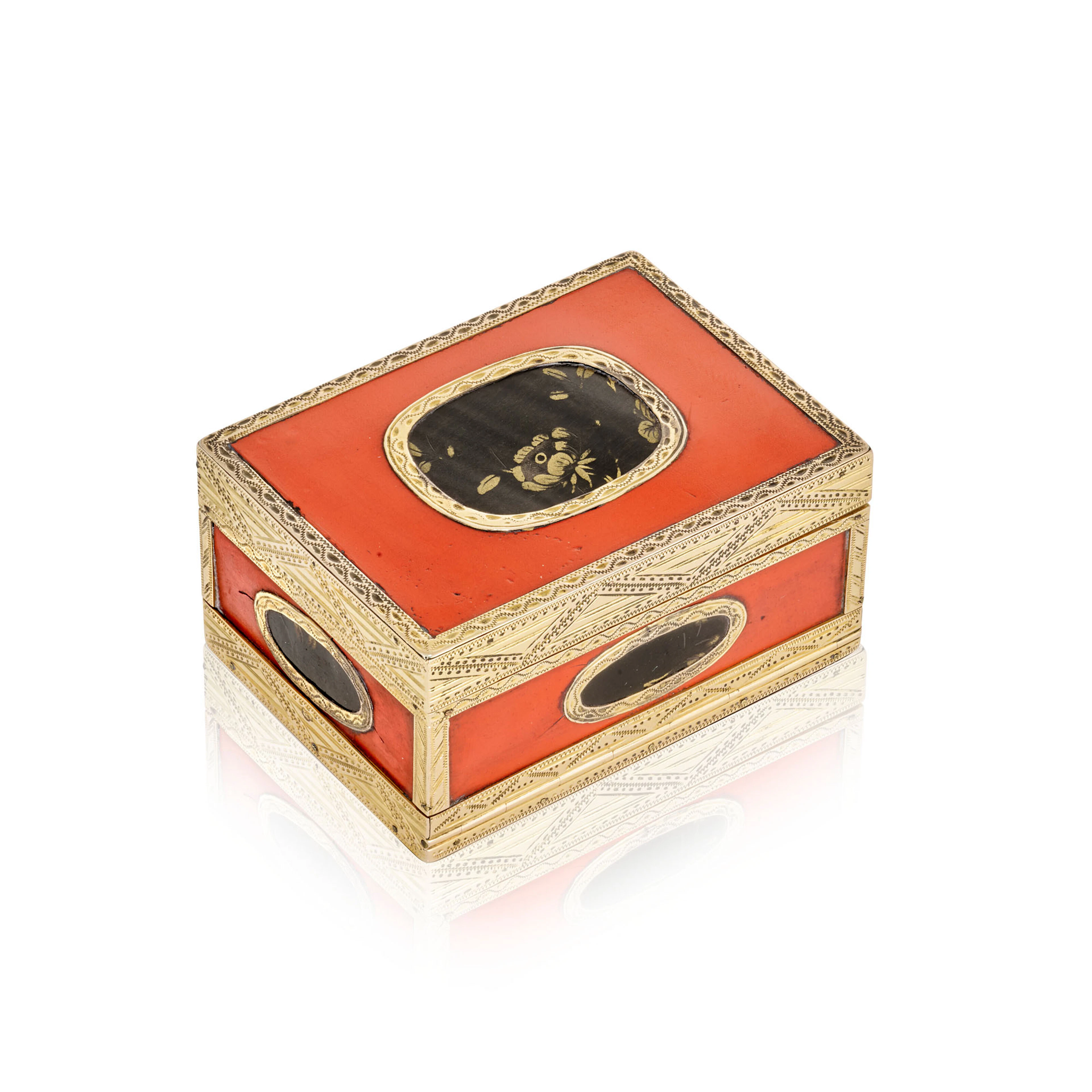 A LOUIS XV DOUBLE-OPENING GOLD-MOUNTED JAPANESE LACQUER BOÎTE-À-MOUCHES