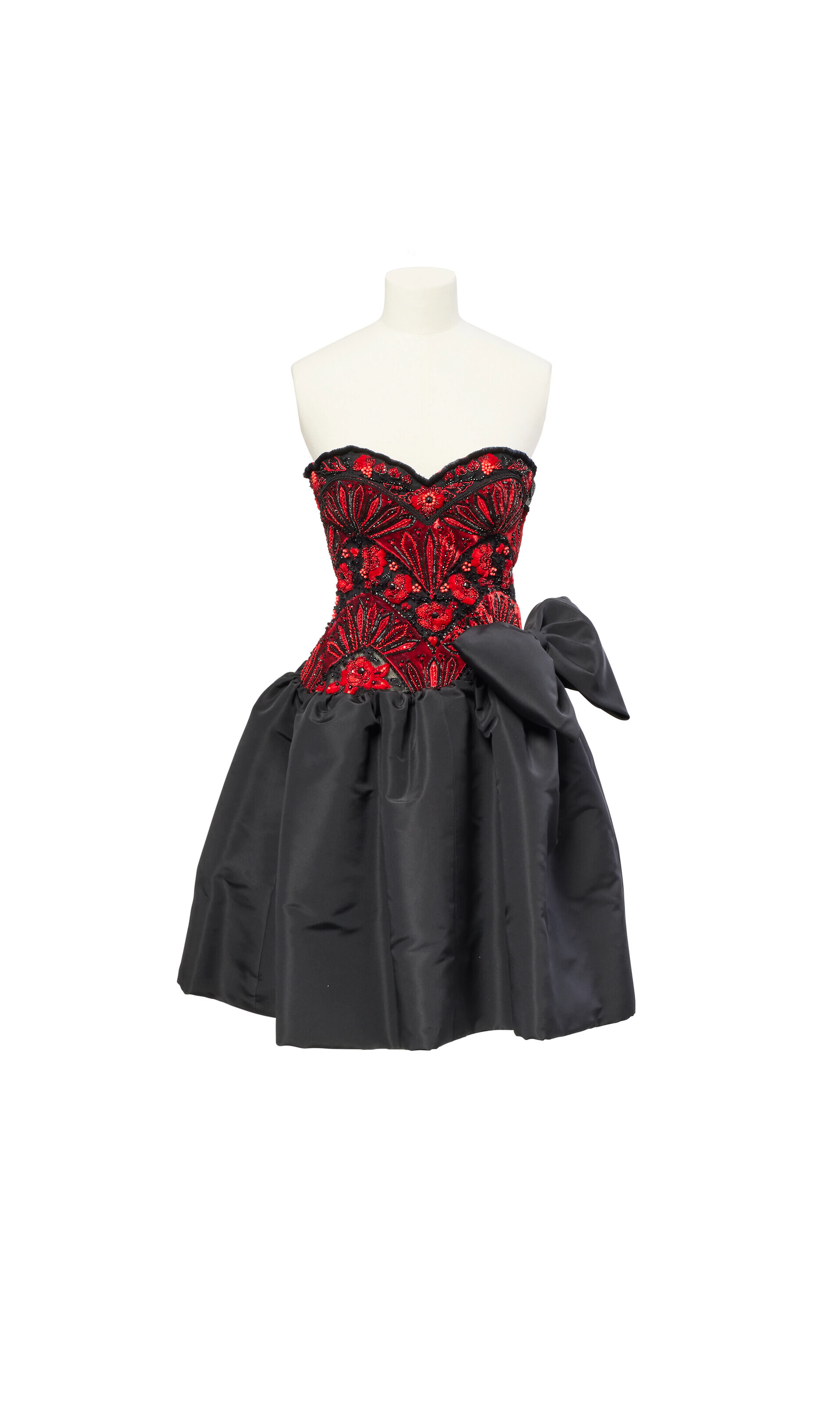 GIVENCHY HAUTE COUTURE AUTOMNE HIVER 1990-1991