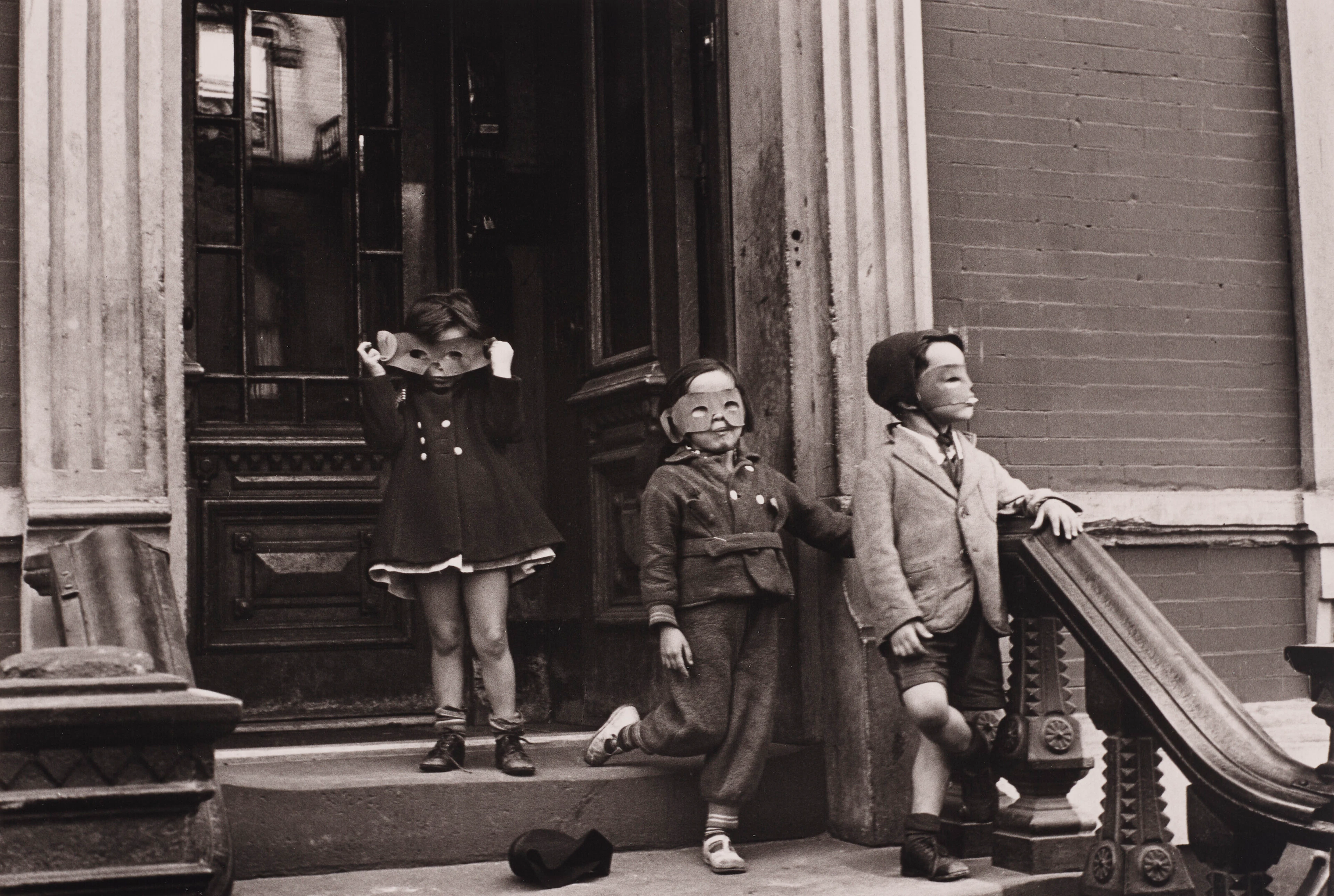 HELEN LEVITT (1913–2009)