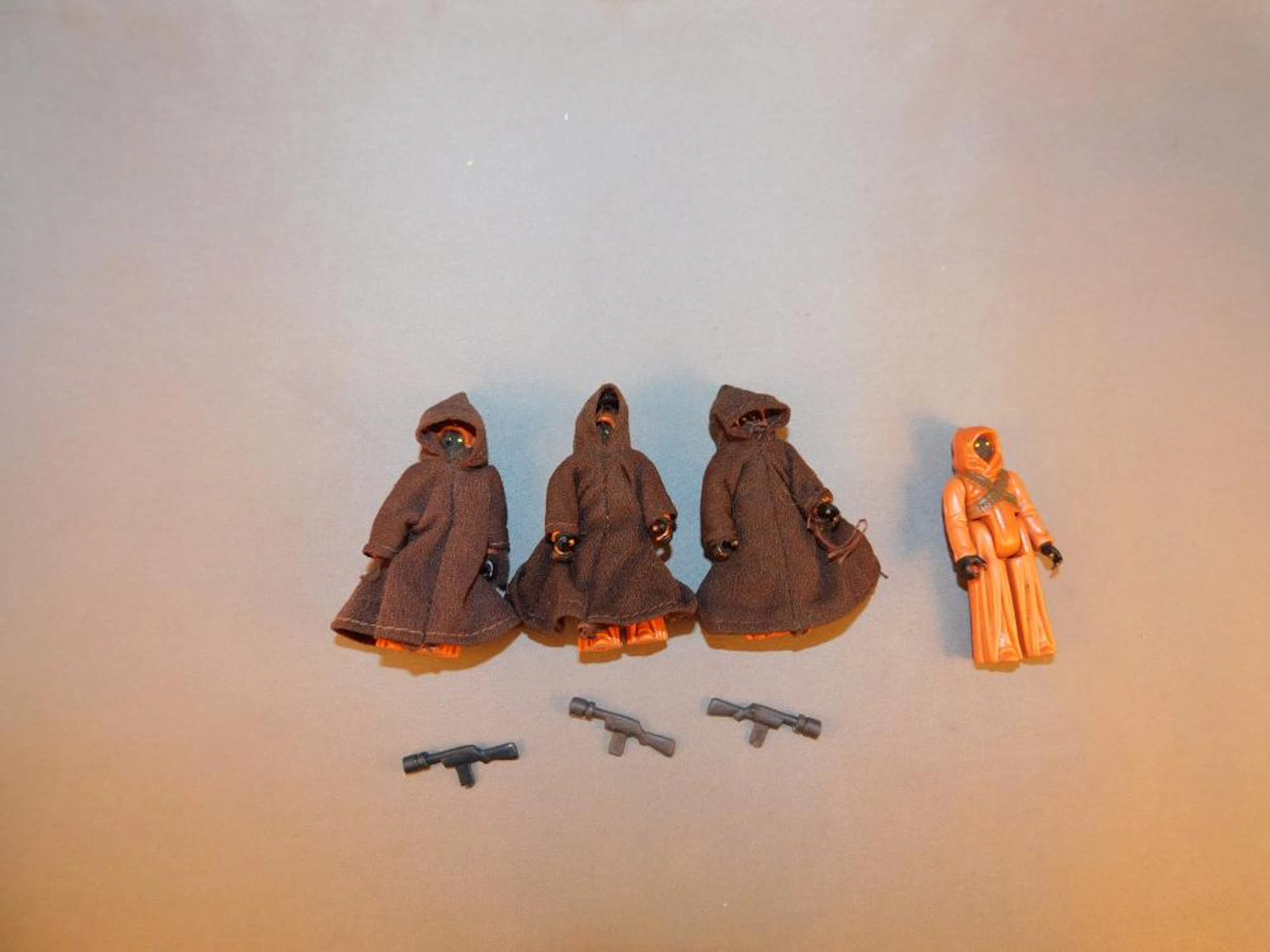 Lot of 4 Vintage Star Wars Figures