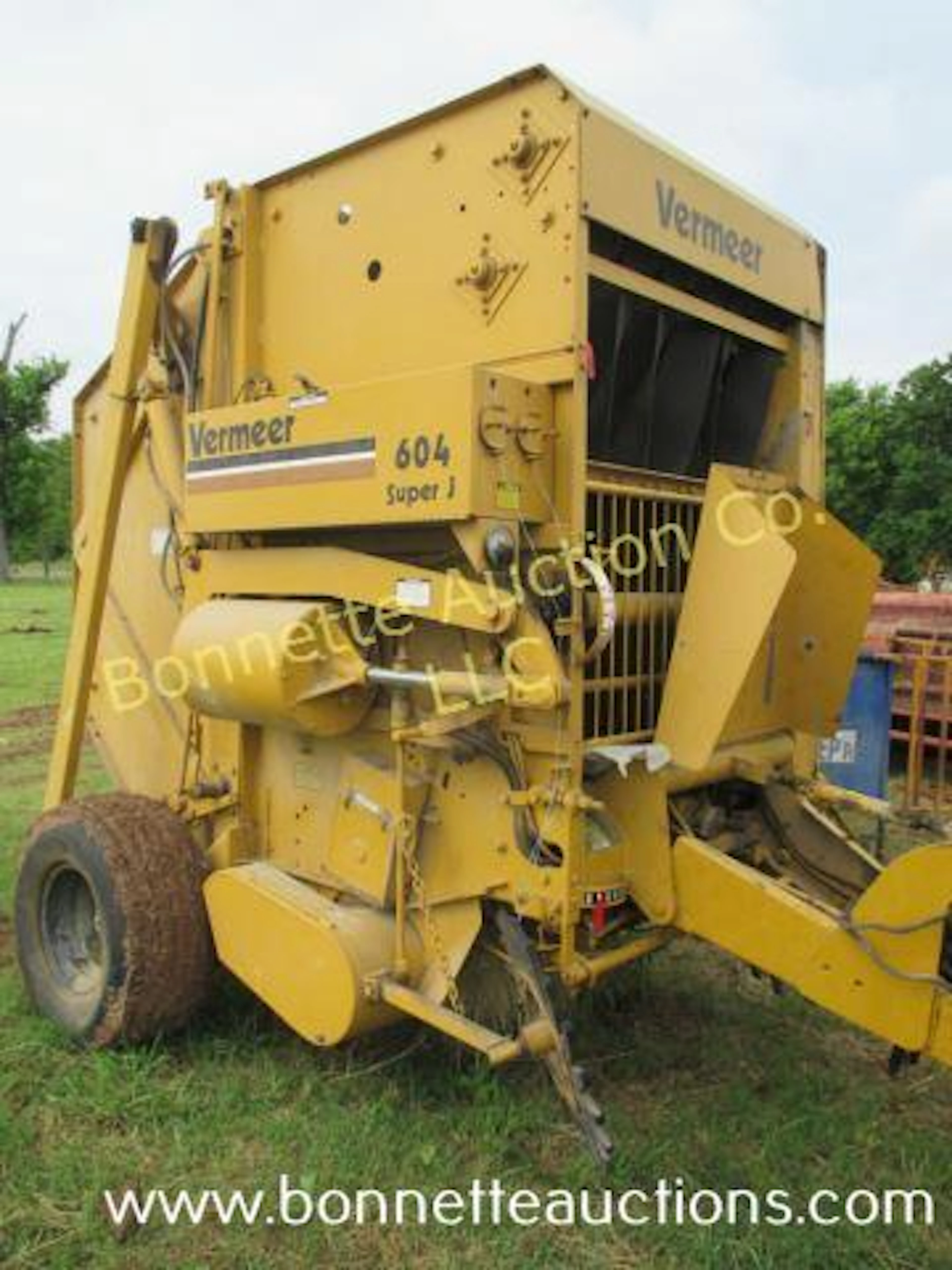 VERMEER 604 SUPER J BALER