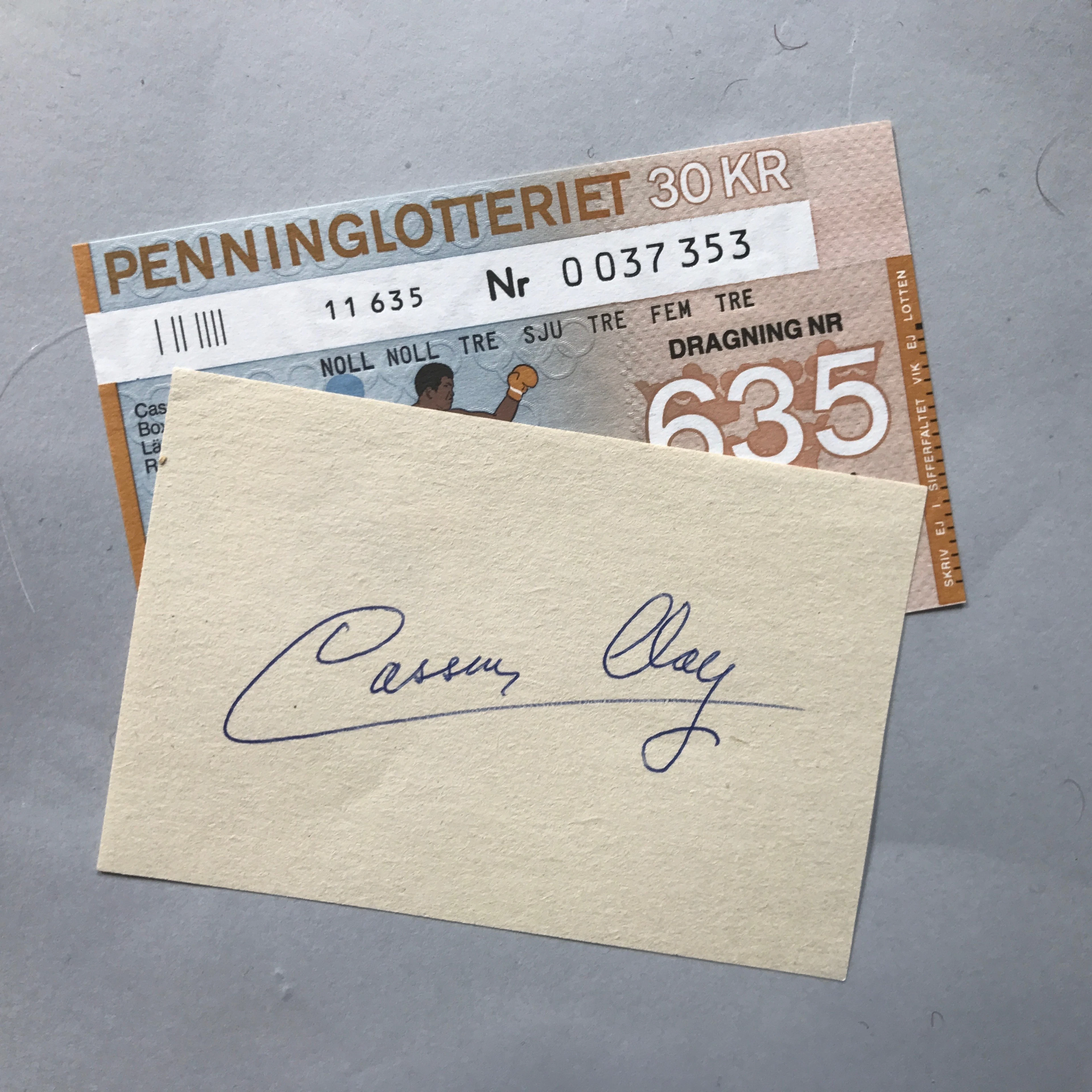 AUTOGRAF. CASSIUS CLAY (SEDAN MUHAMMAD ALI) 1942-2016.