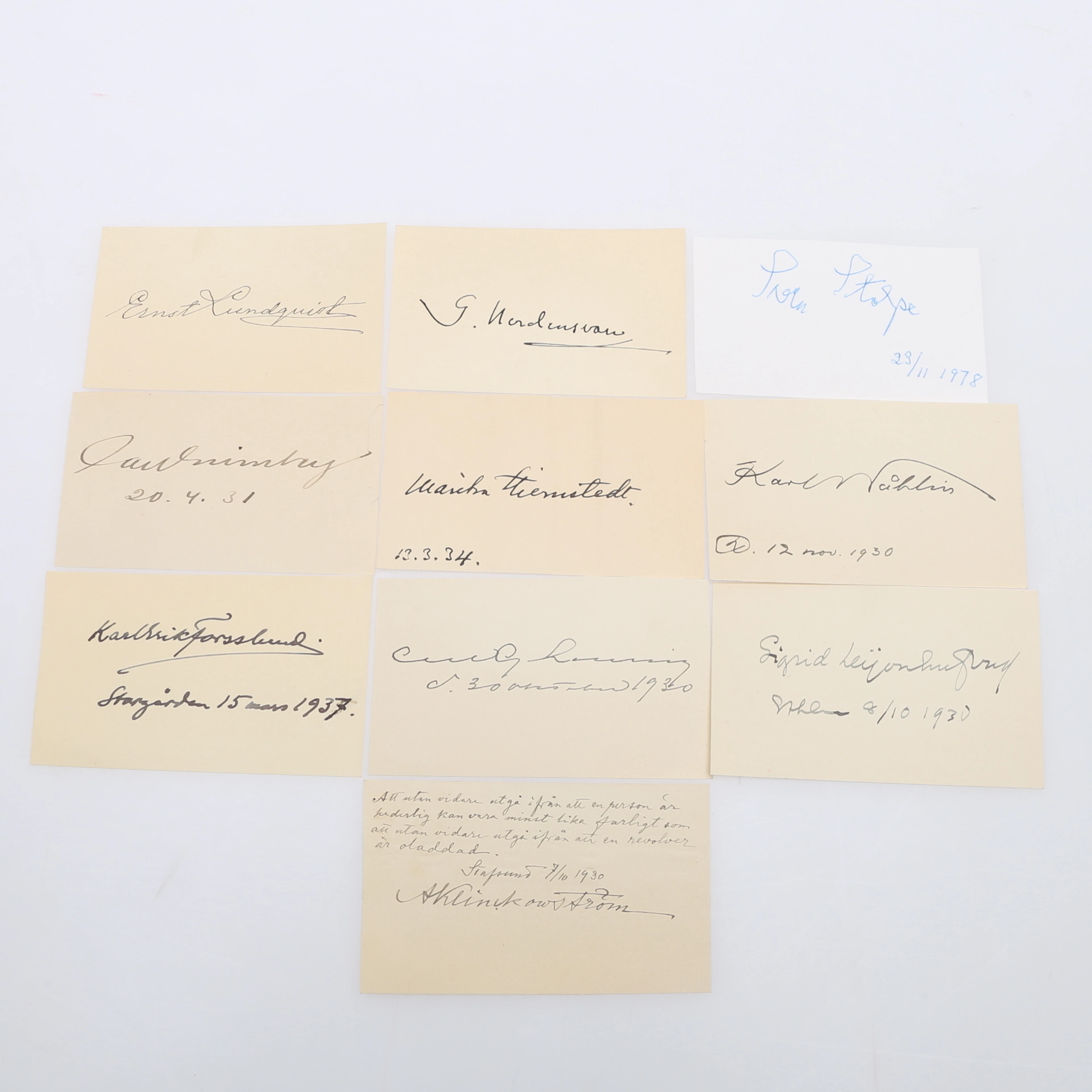 AUTOGRAF. 10 svenska författare - inklusive Carl Grimberg och Sven Stolpe.