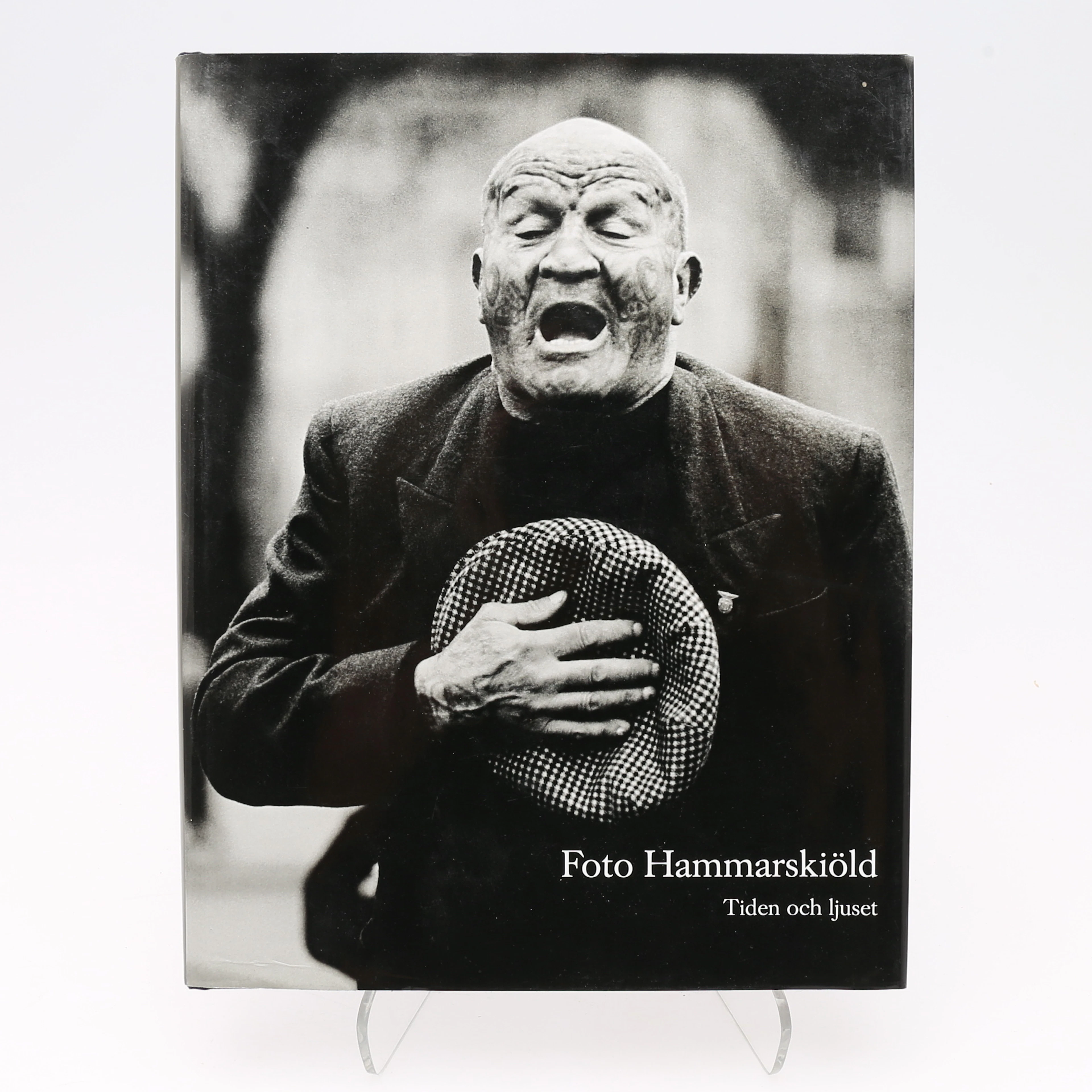 FOTO. FOTO HAMMARSKIÖLD. TIDEN OCH LJUSET FRÅN 2008.