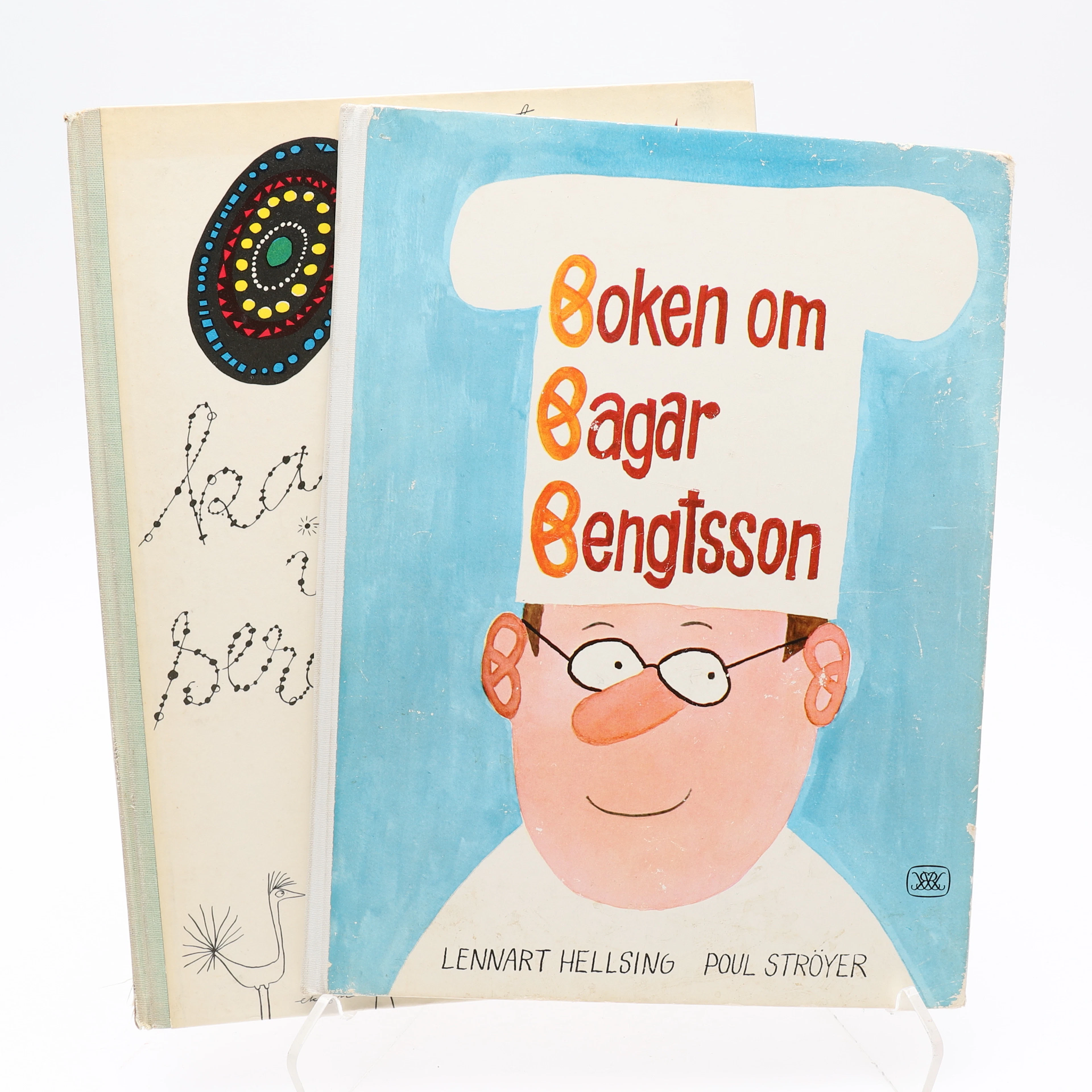 BARNBÖCKER. TVÅ FINT ILLUSTRERADE ARBETEN AV LENNART HELLSING I FÖRSTA UPPLAGAN.