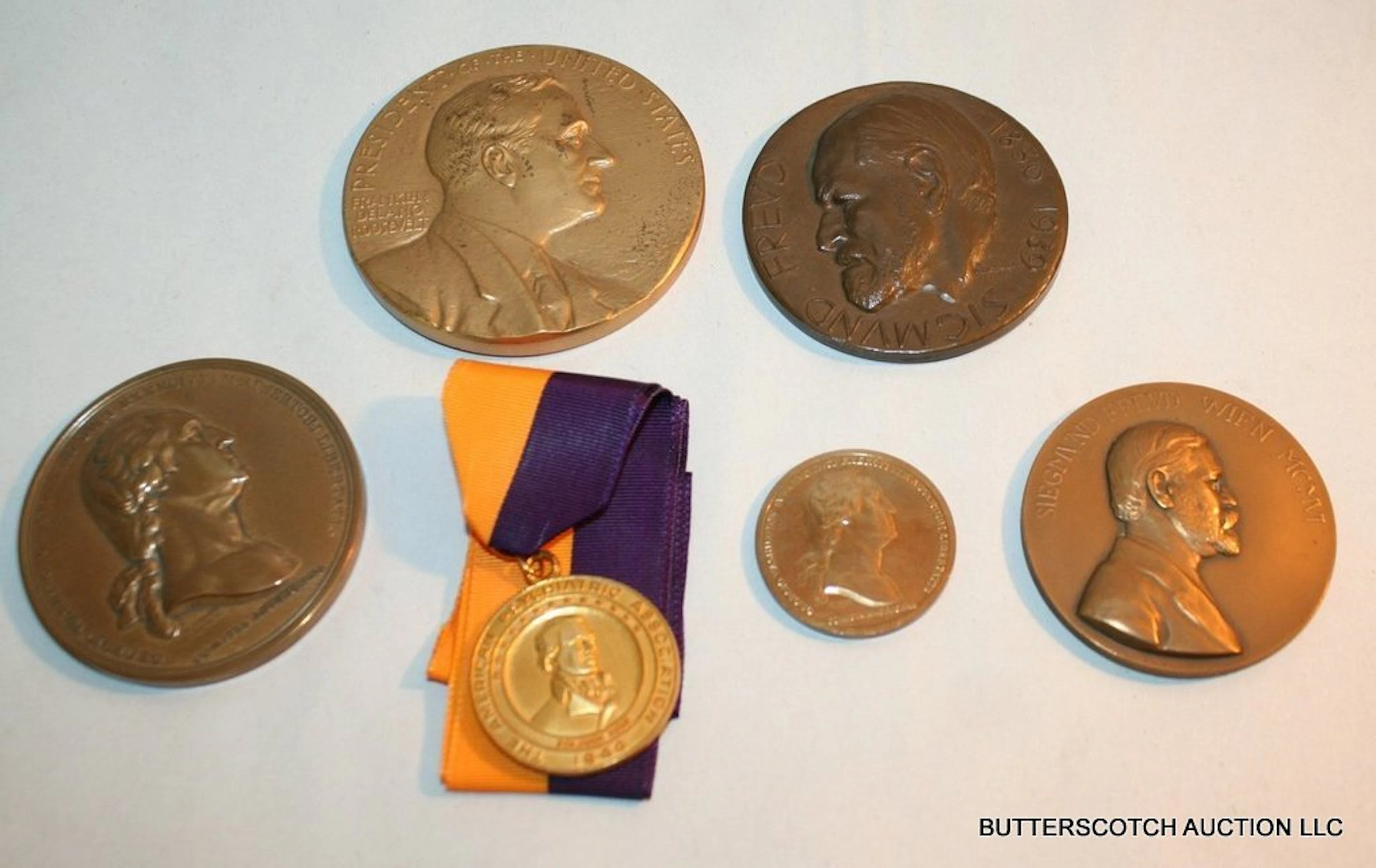 496:6 medals: sigmund freud washington