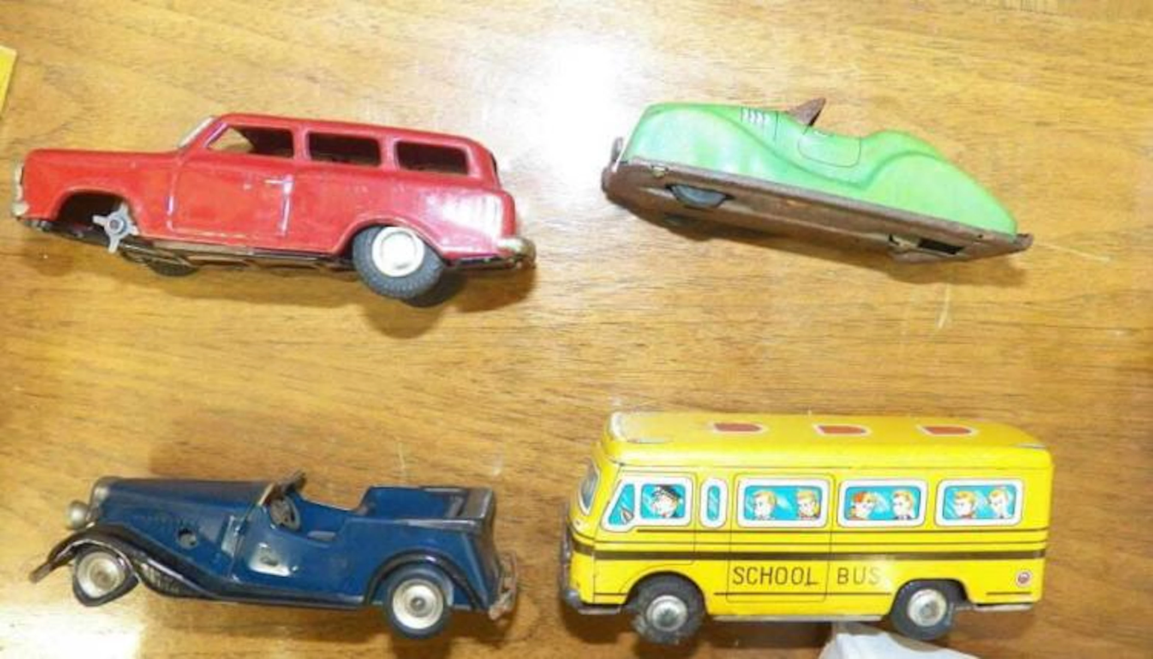 4-Vintage Tin Cars
