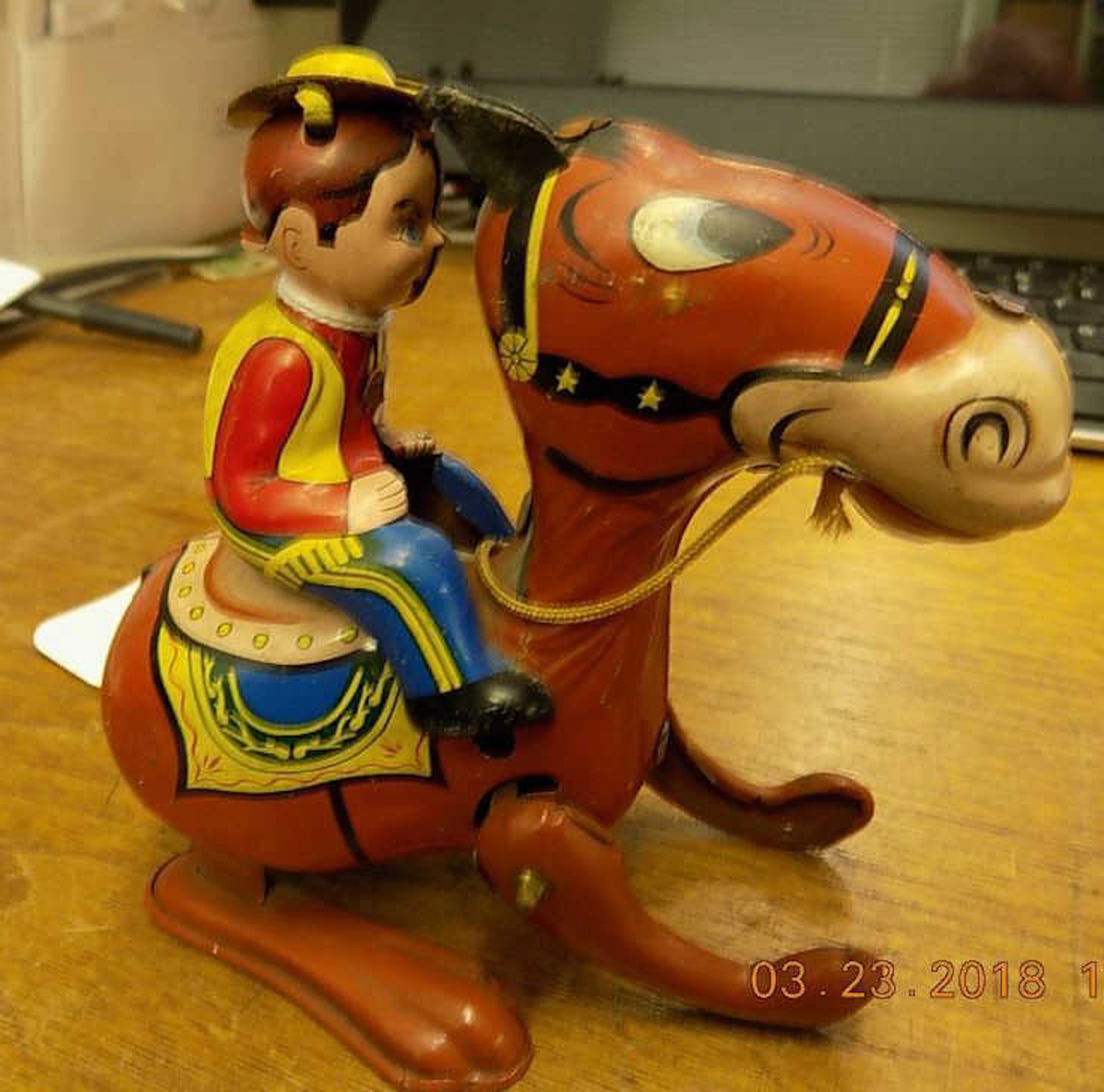 Vintage Mikuni Japan Tin Toy