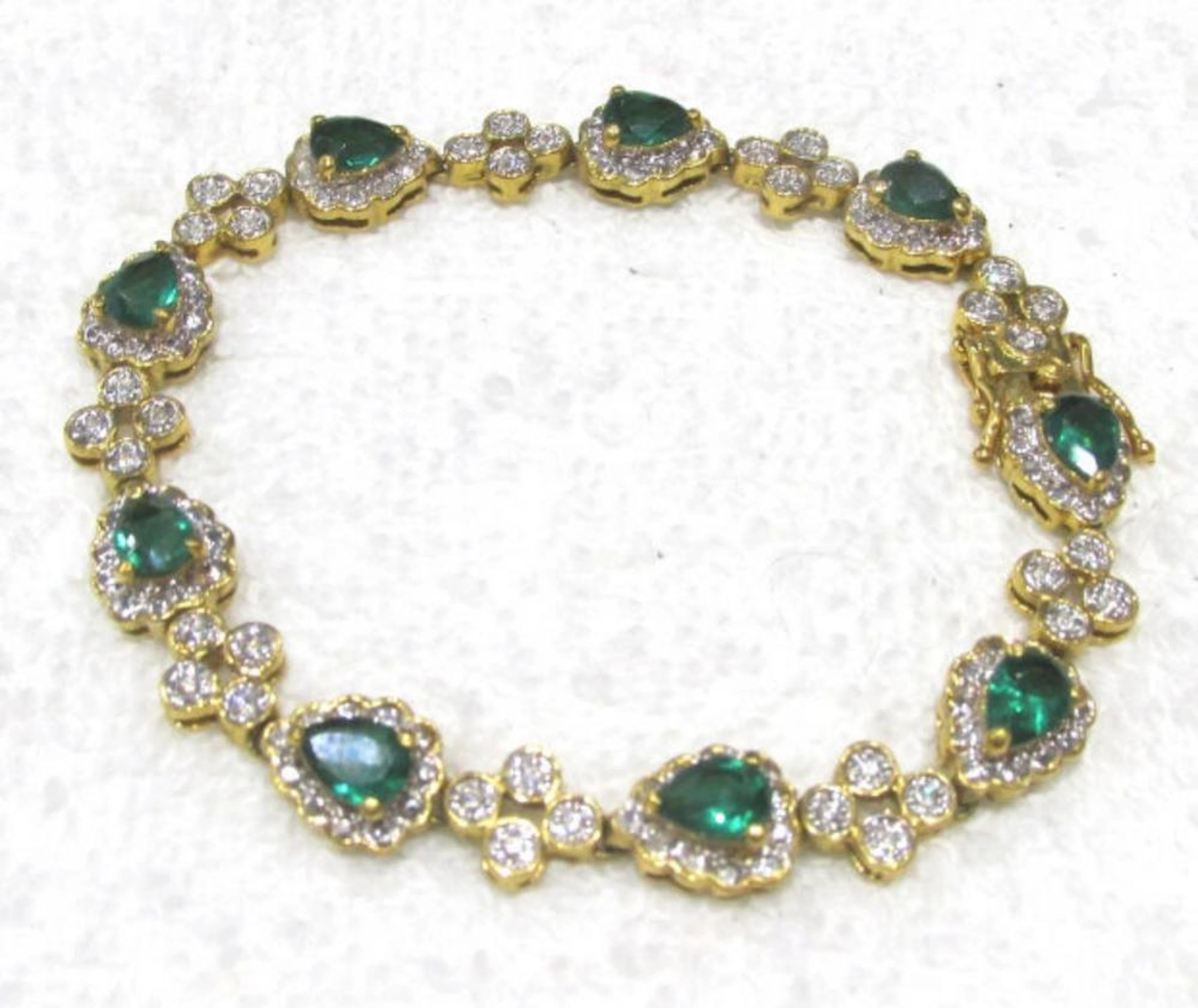 Jacqueline Kennedy Collection Bracelet 8"Long