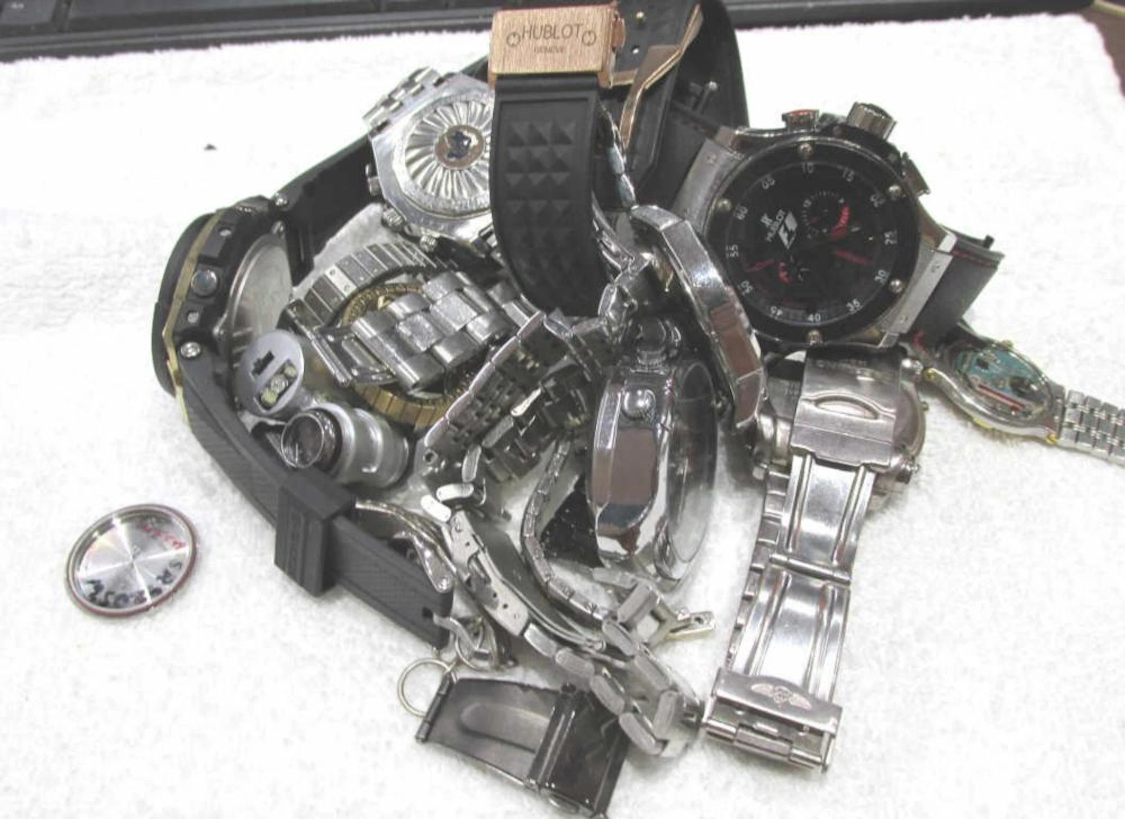 Lot Of Watches Just For Parts (ONLY)