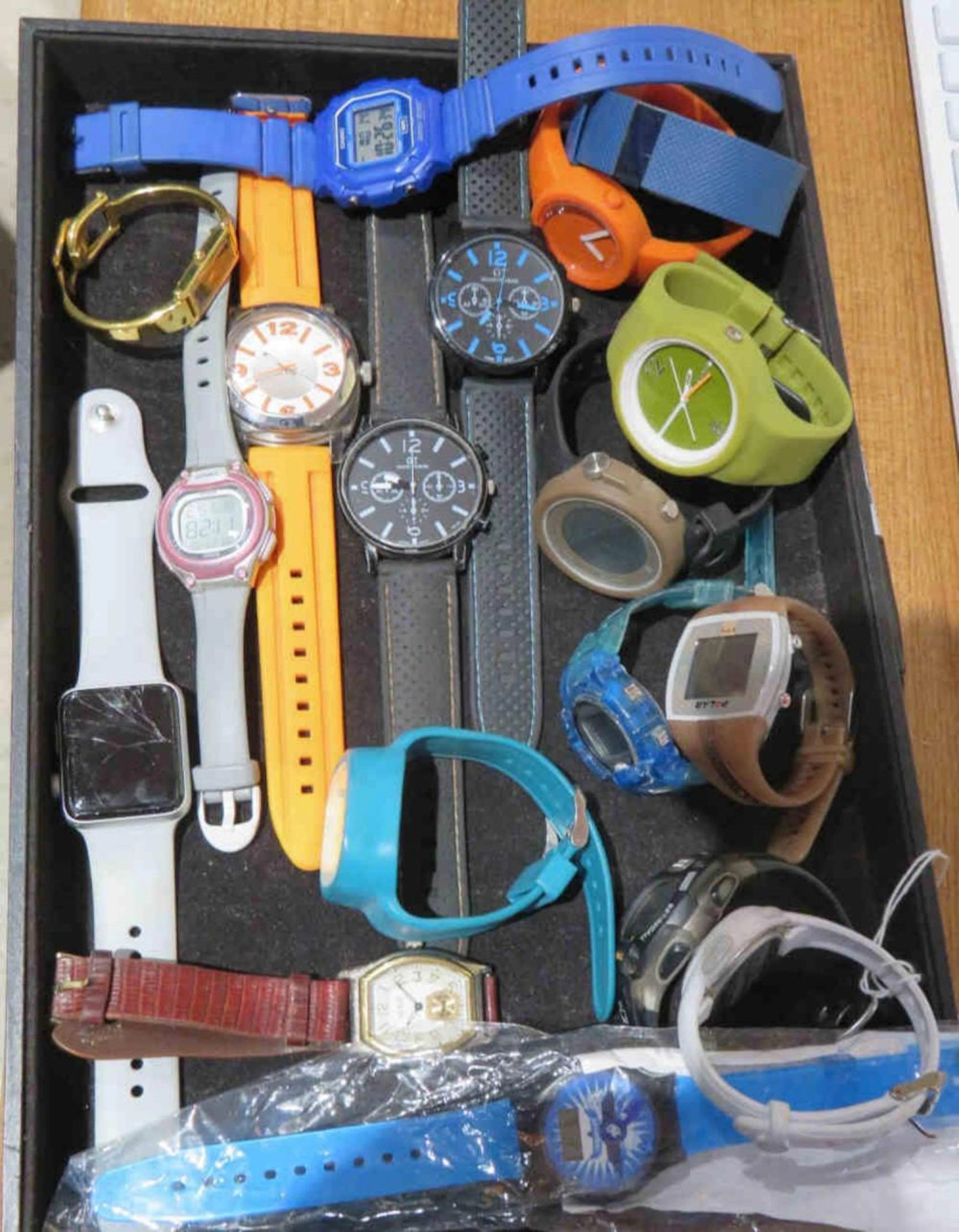 Tray of Watches with Rubber Wrist Bands for Parts