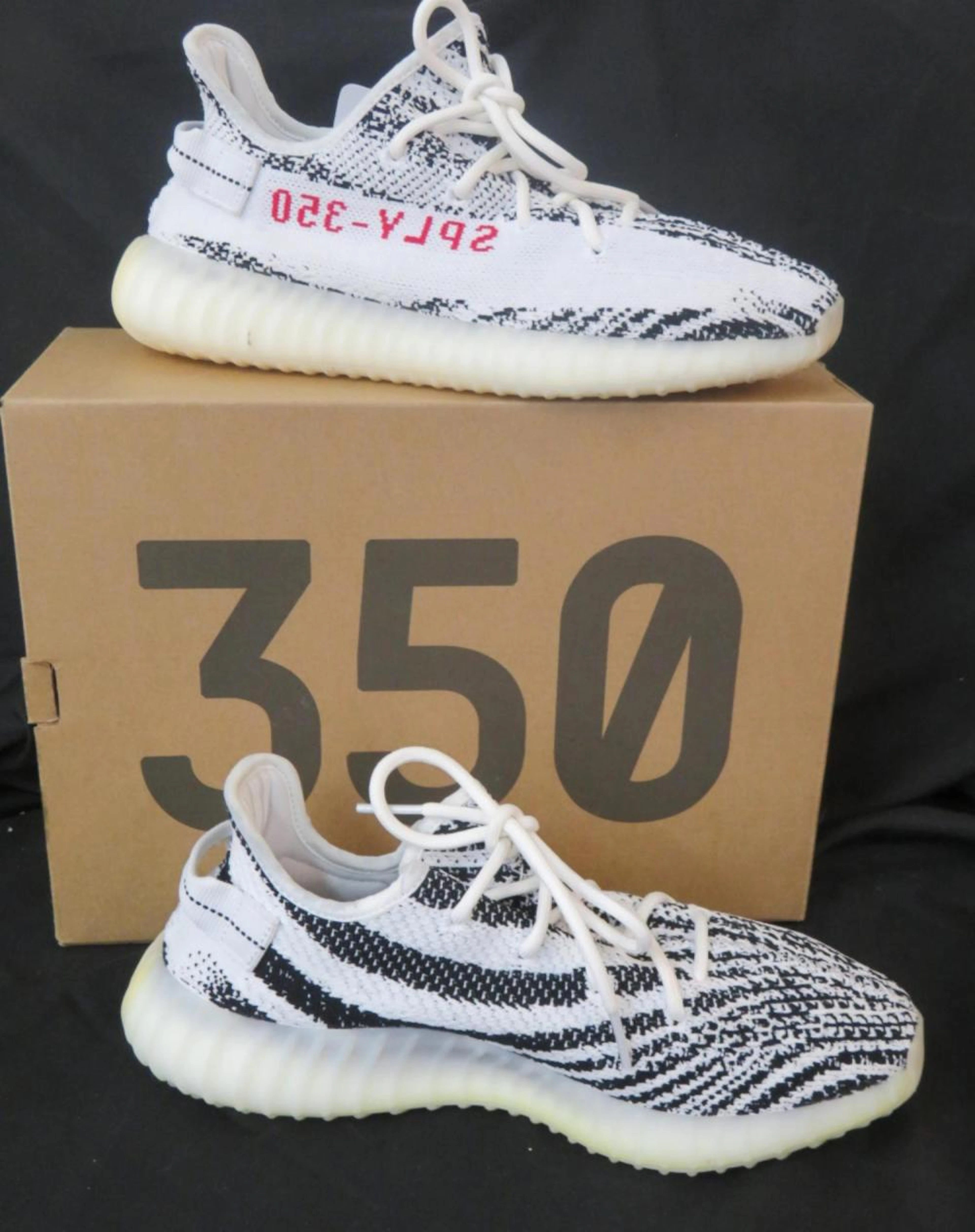 YEEZY Boost 350V2 "Zebra"