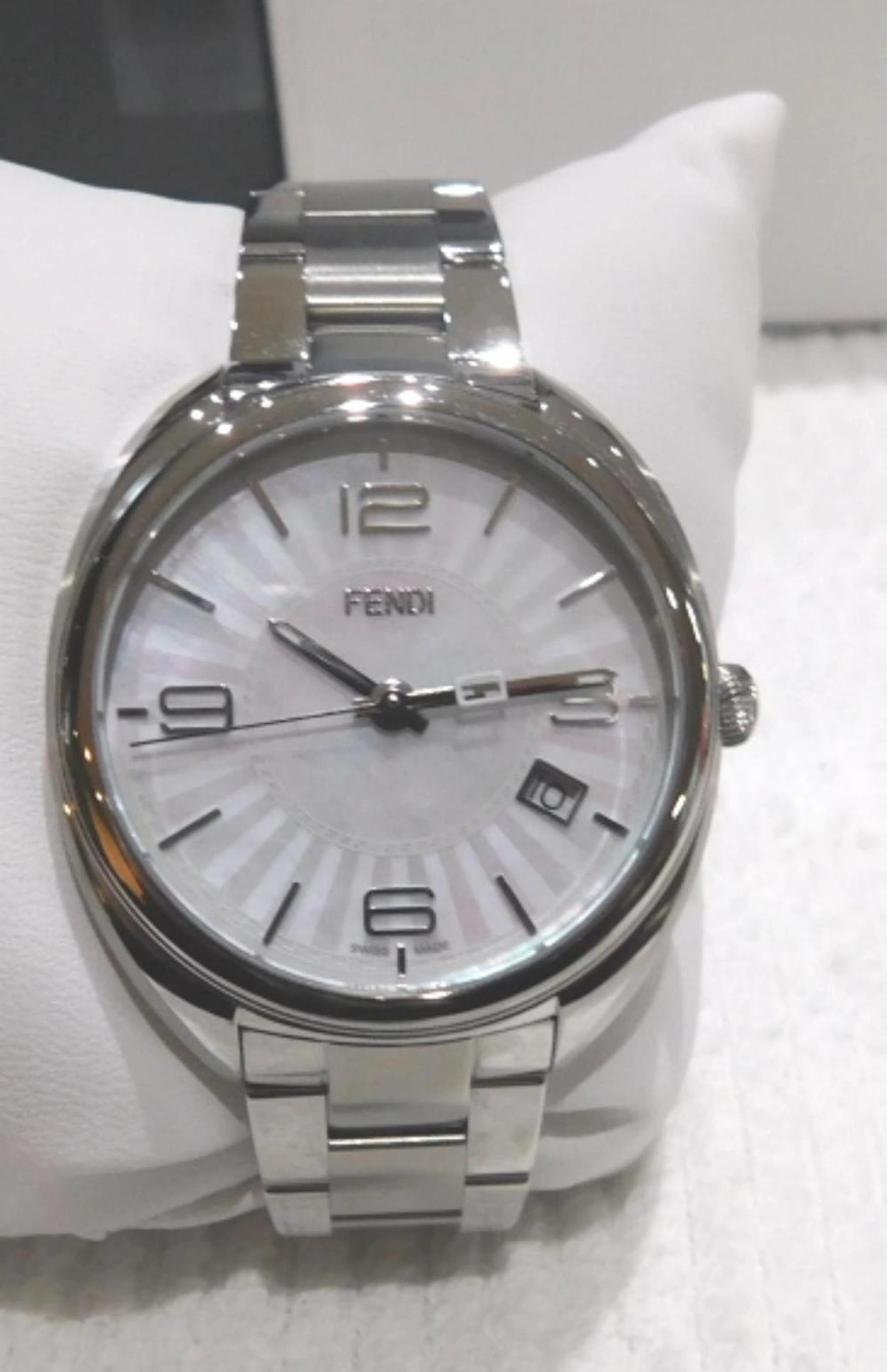 FENDI Mother Of Pearl Dial Ladies Watch