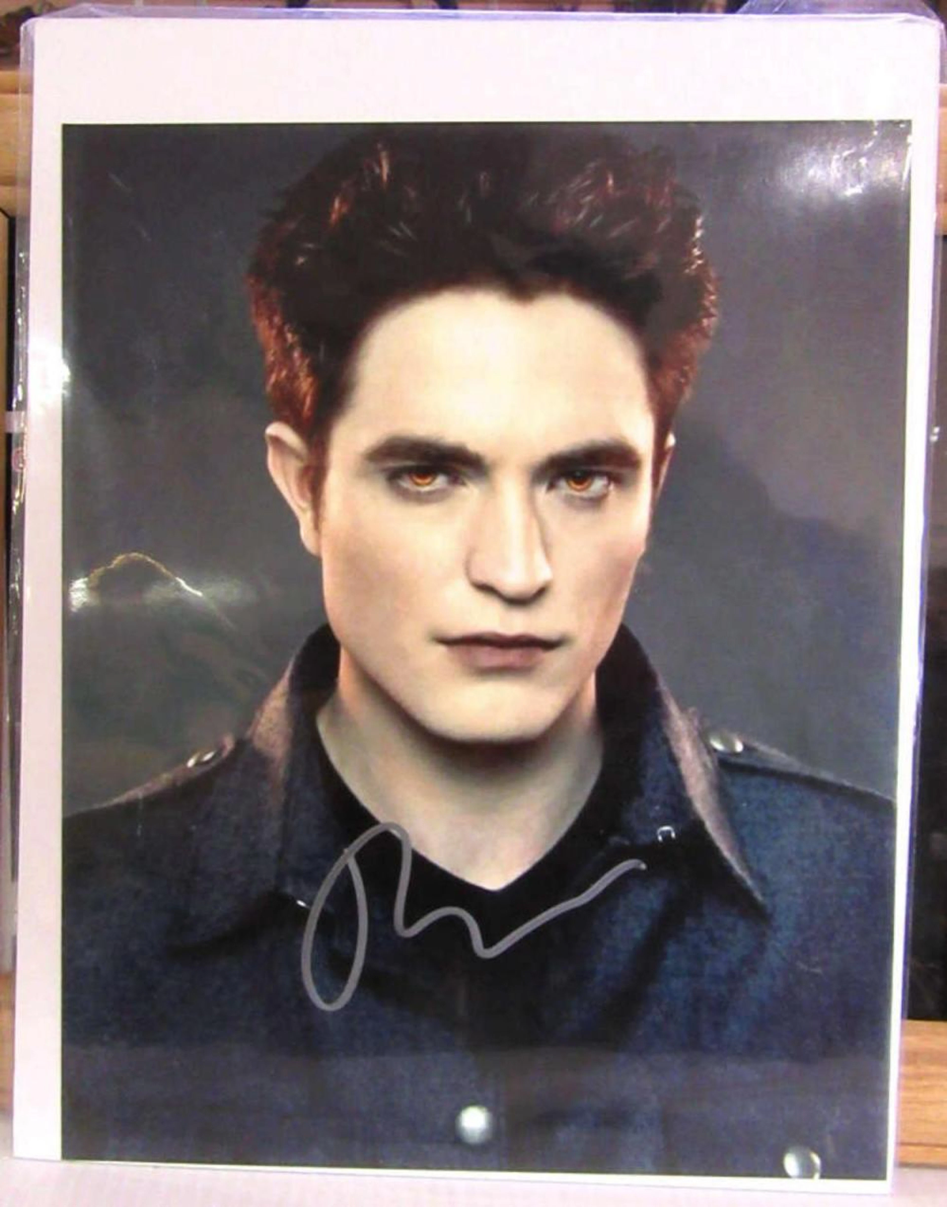 Robert Pattinson "Twilight" Signed Picture