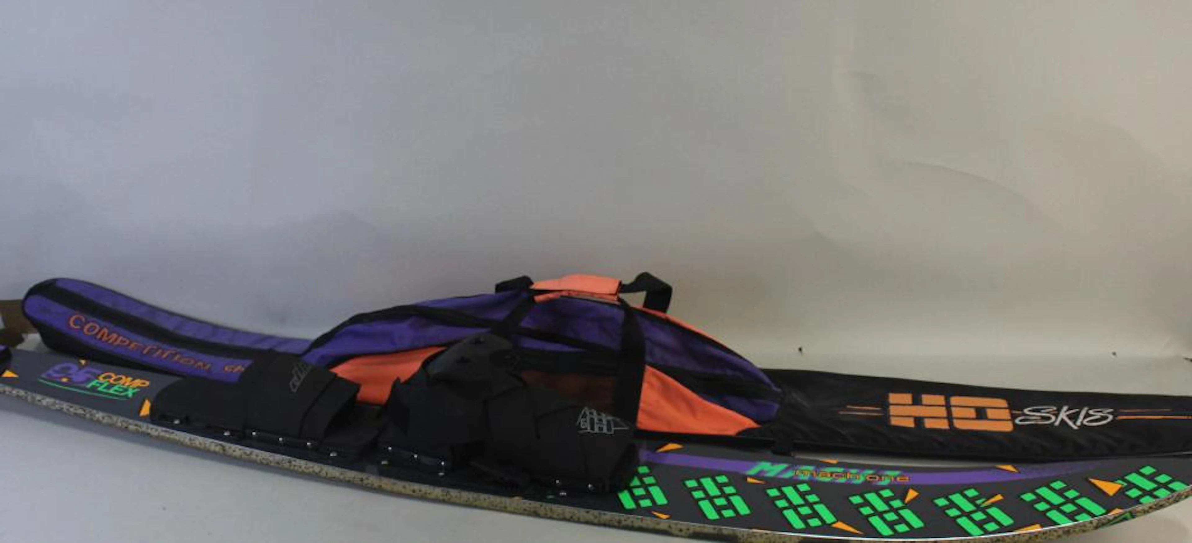 Ho extreme mach 1 9.5 comp flex slolum ski & case