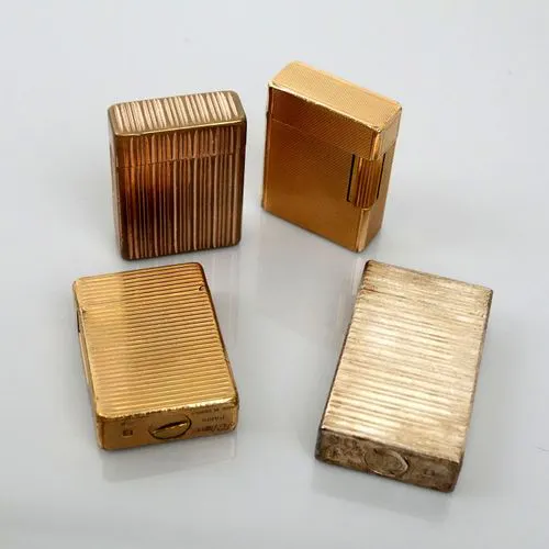 Lot de 4 Briquets Clipper collection Fortuna Hands - Au quotidien