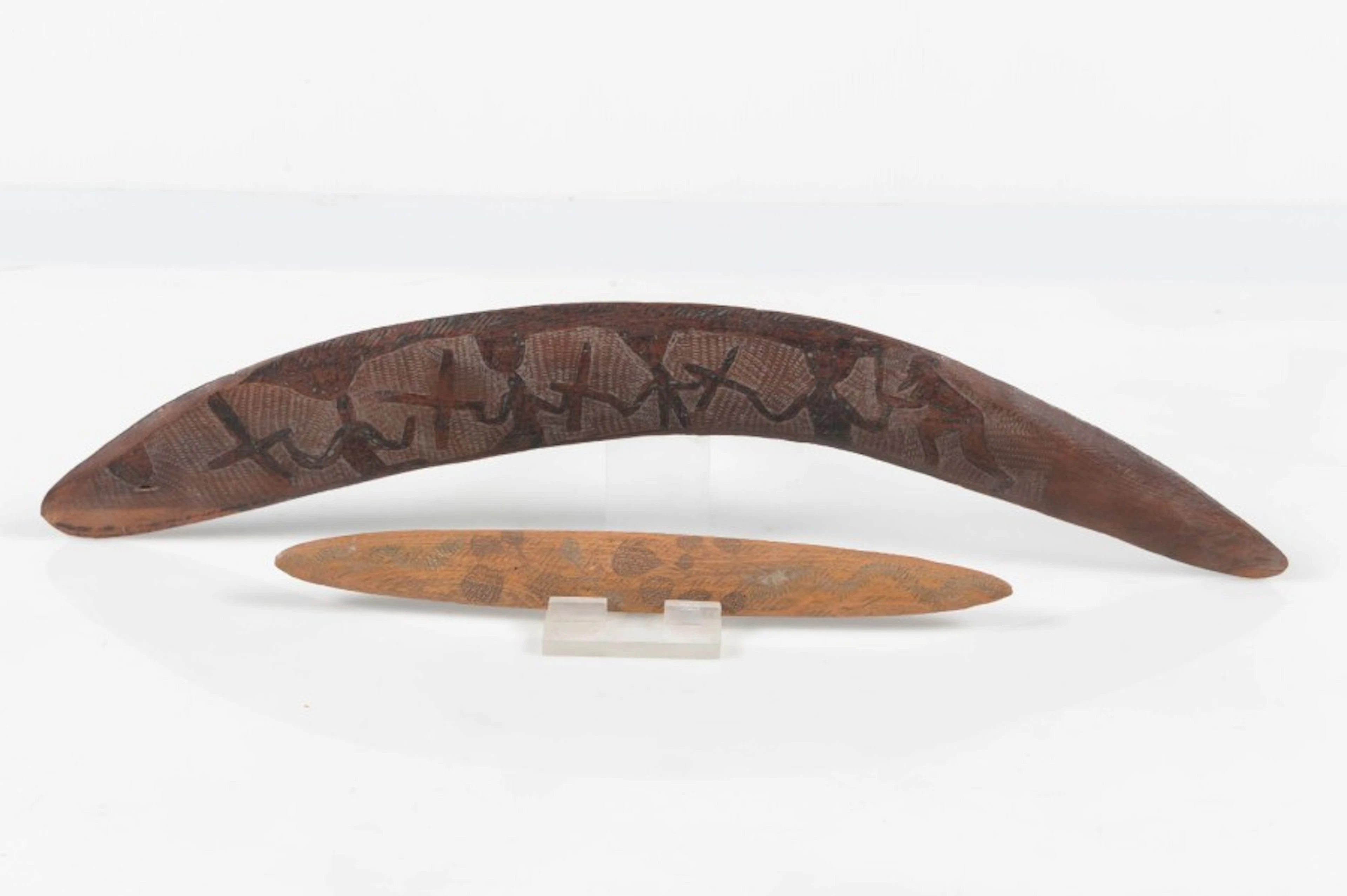 Boomerang de cérémonie et "Churinga"