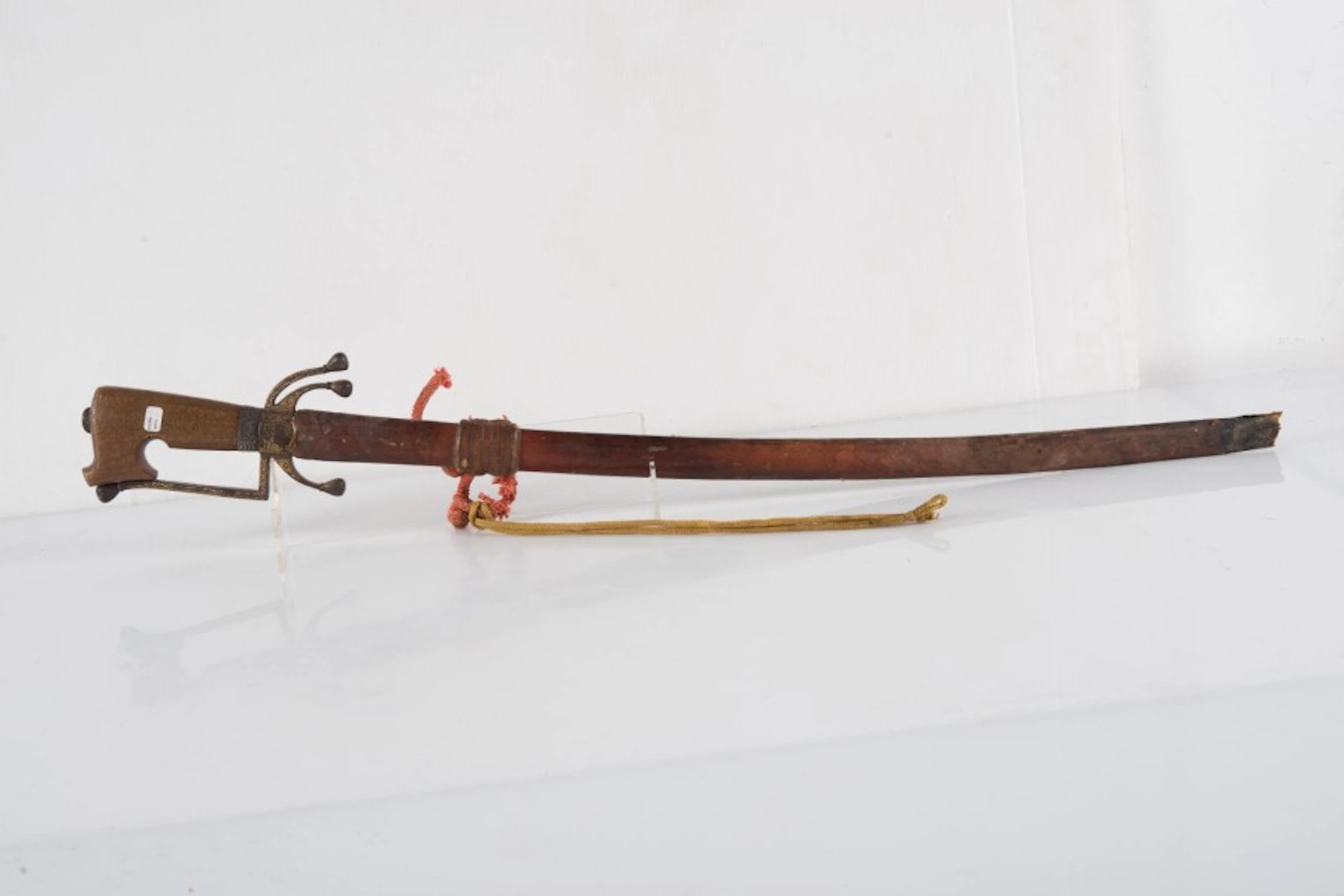 SABRE MAROCAIN DIT NIMCHA Poignée en bois