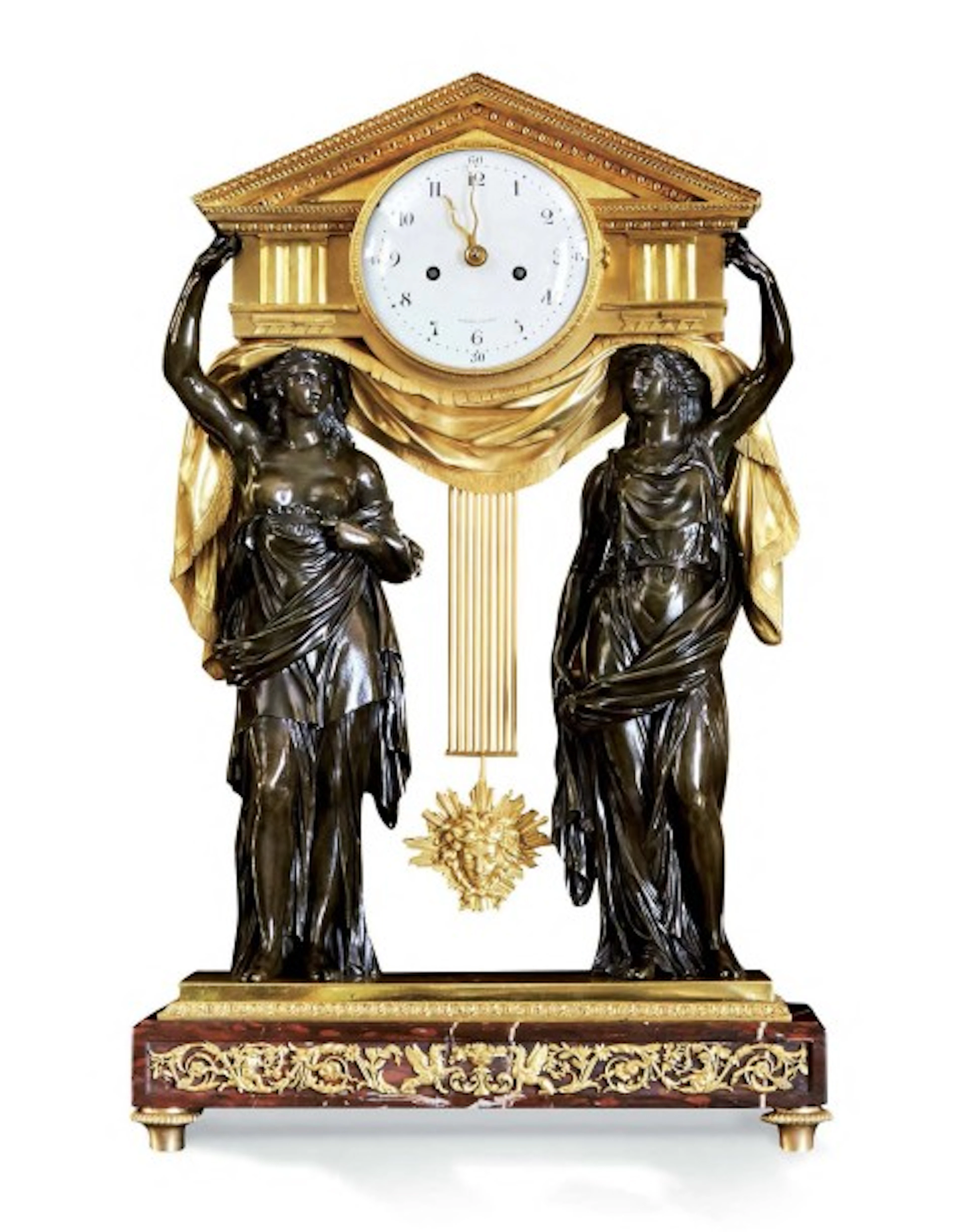 Pendule à fronton en bronze patiné et doré de la fin de l'époque Louis XVI