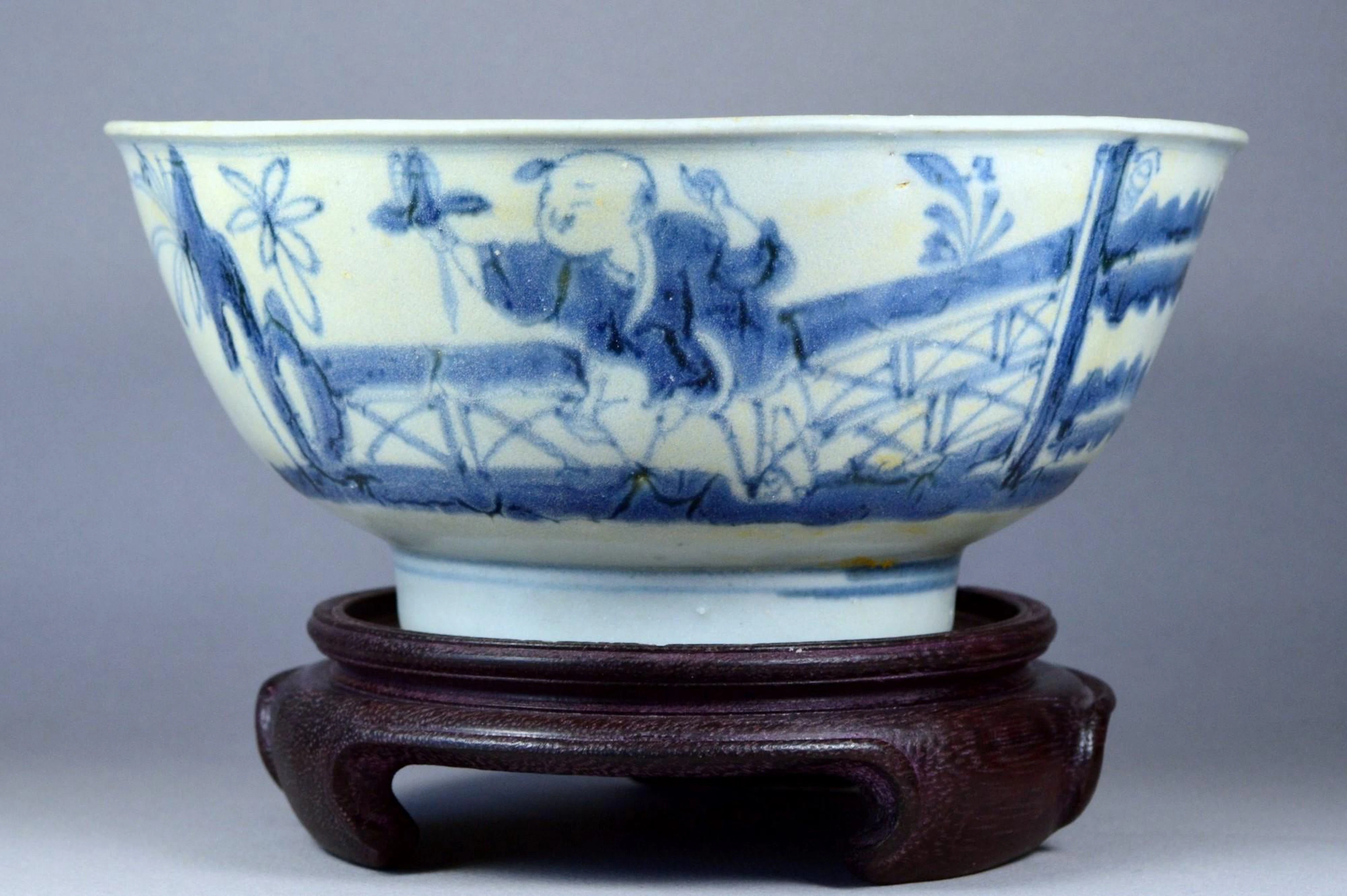 Chinese tek-sing shipwreck earthenware people bowl
