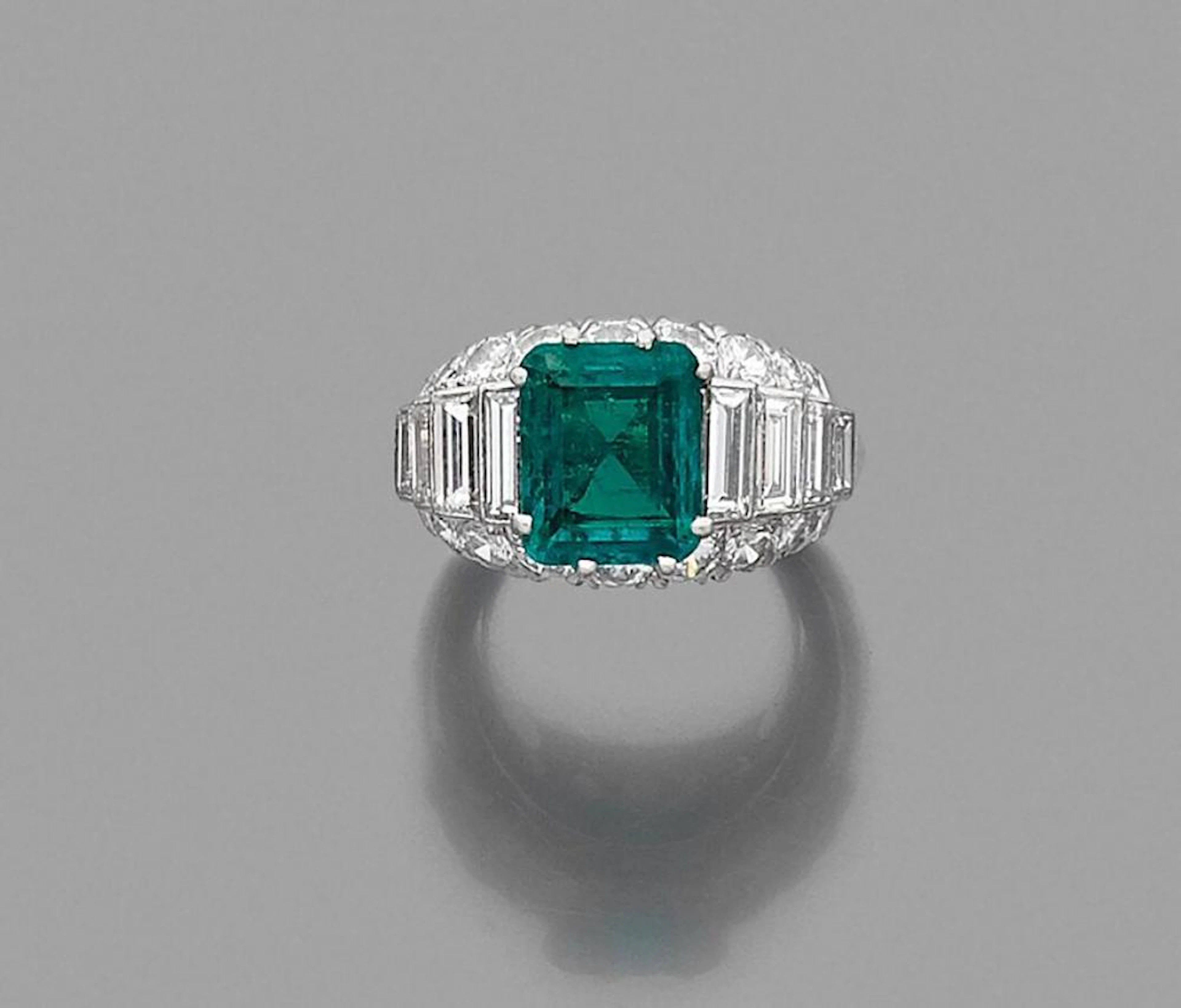 VAN CLEEF & ARPELS Bague en platine 850 millièmes
