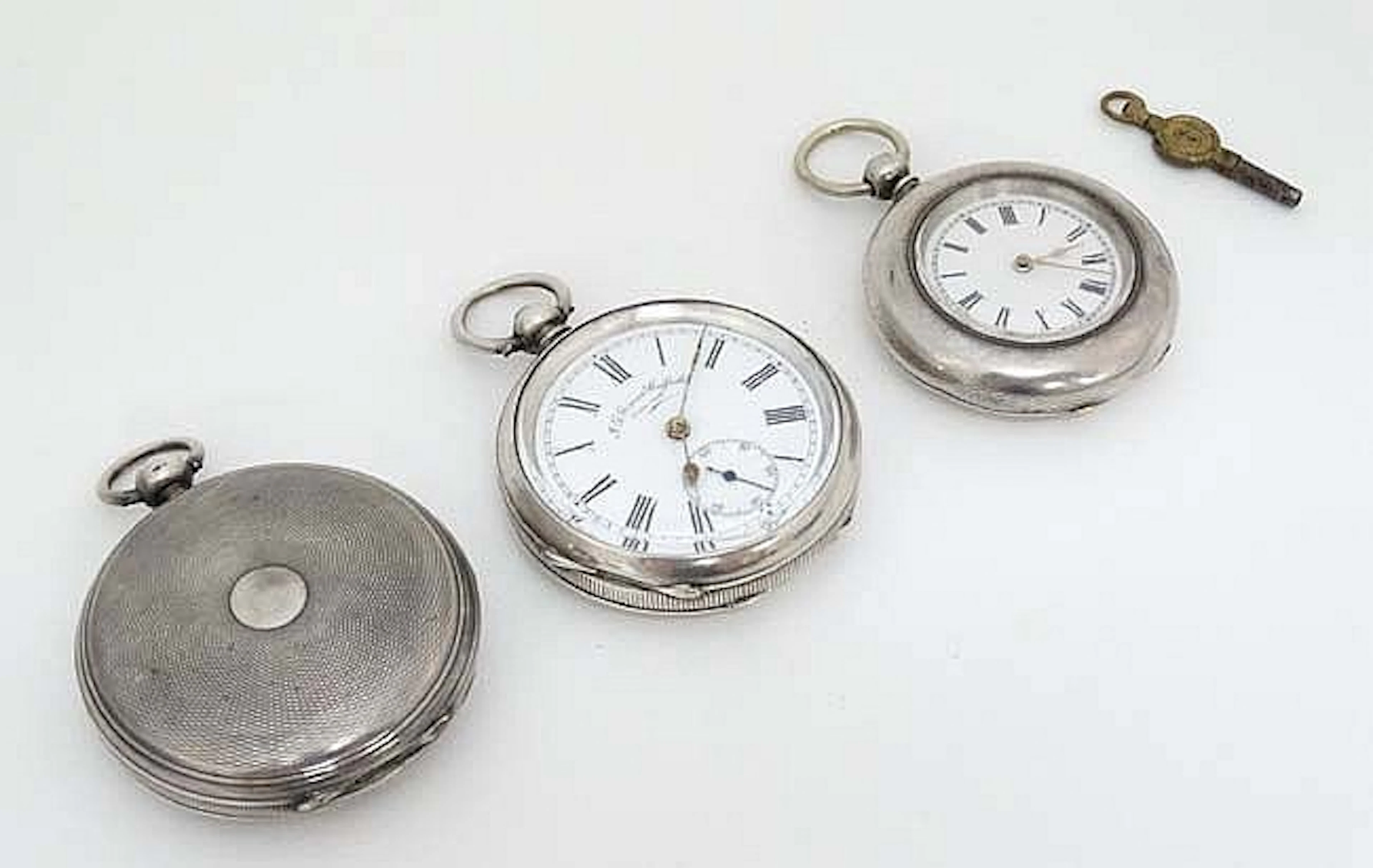 Pocketwatches : a collection of 3 silver Pocket Wa