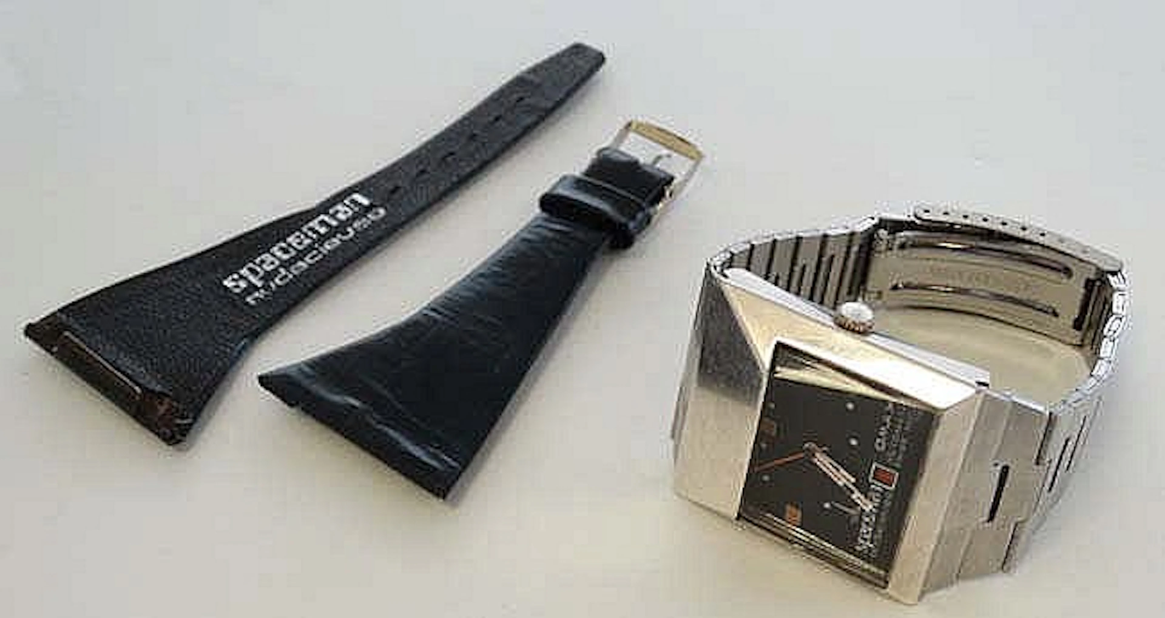 Omax - A Gentleman's Automatic Spaceman Audacieuse Stainless Steel mechanic