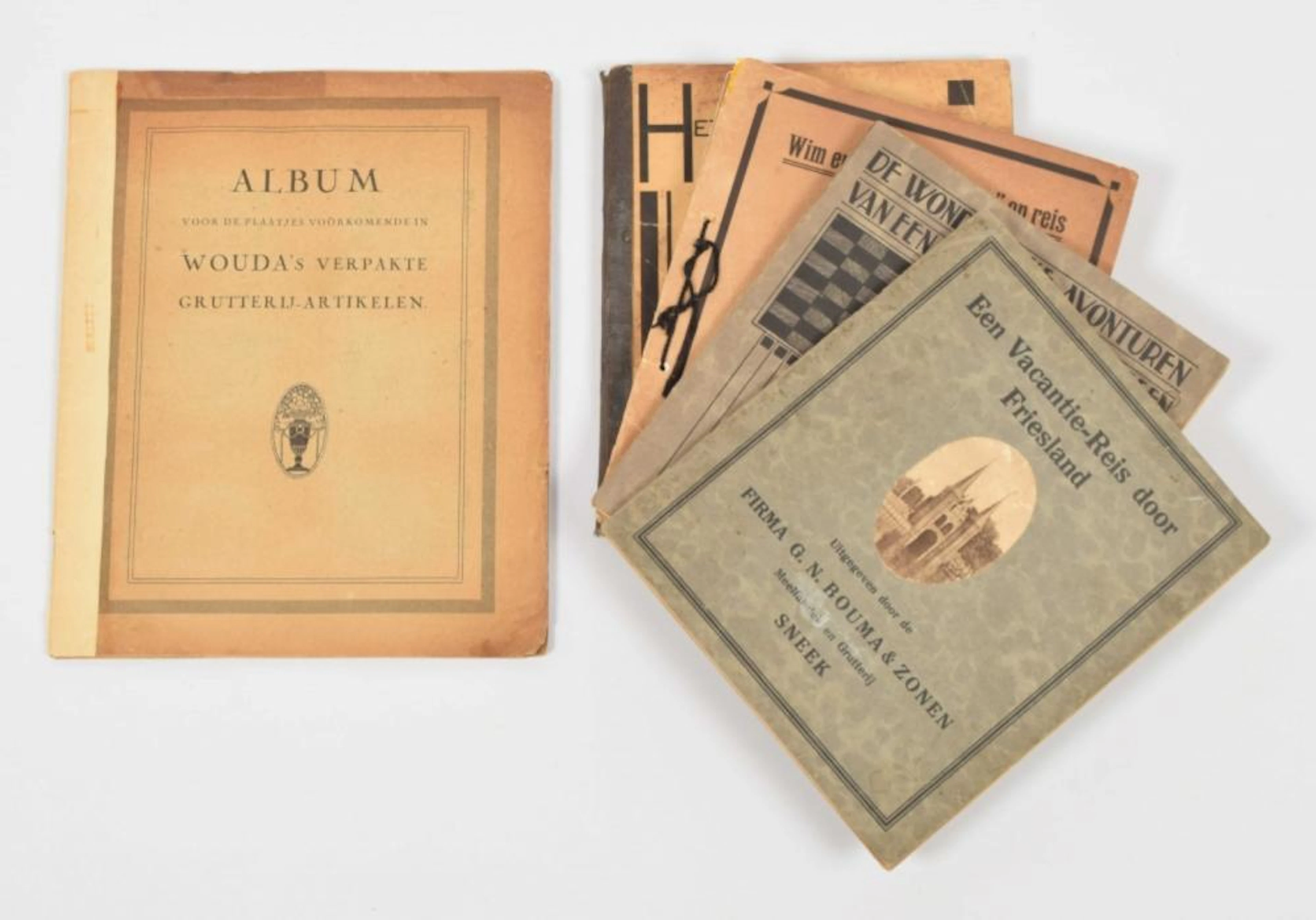 [PICTURE CARD ALBUMS & ADVERTORIAL PUBLICATIONS] BOUMA & ZN