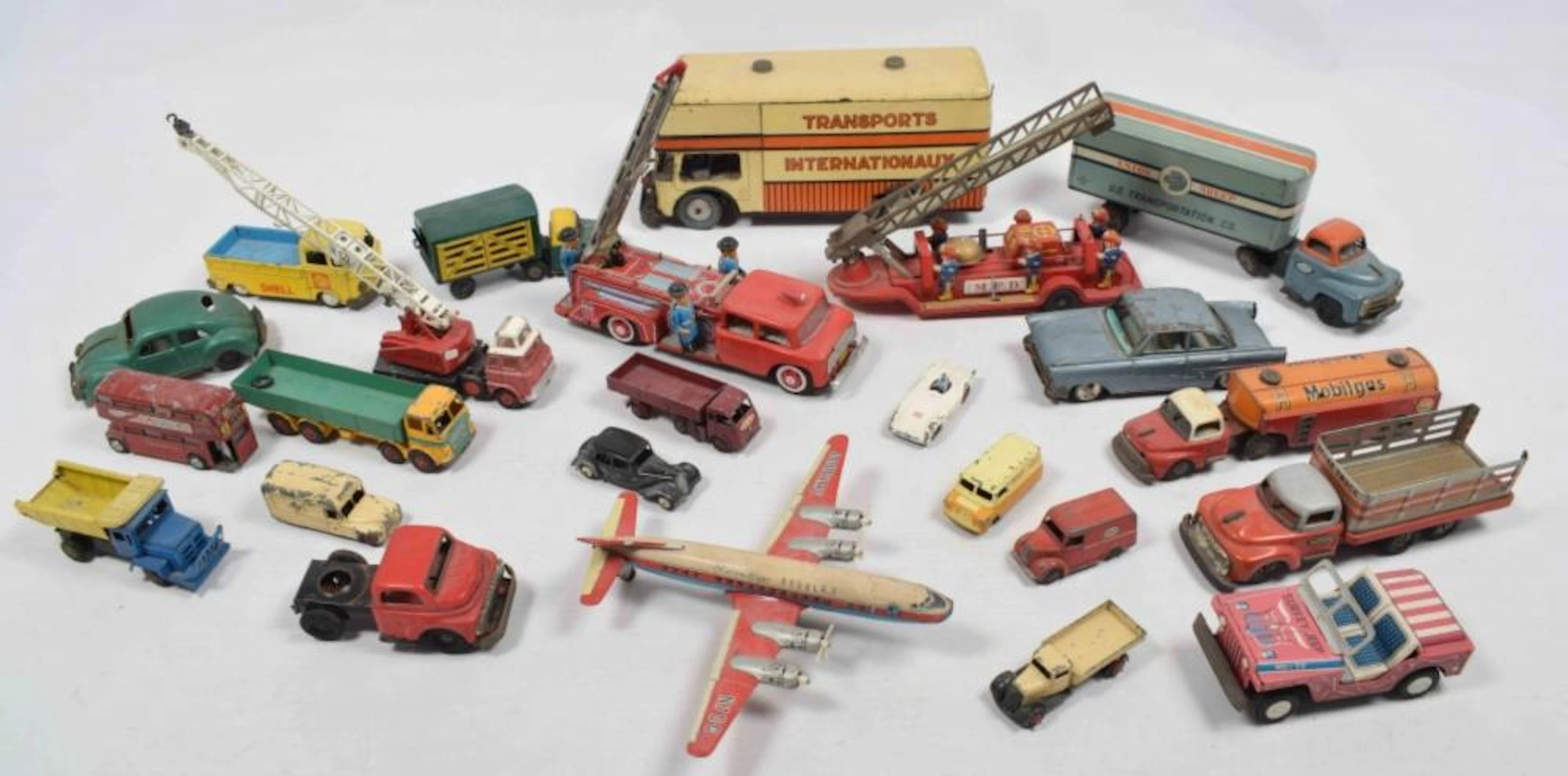 [TOYS] TIN-PLATED TOY CARS