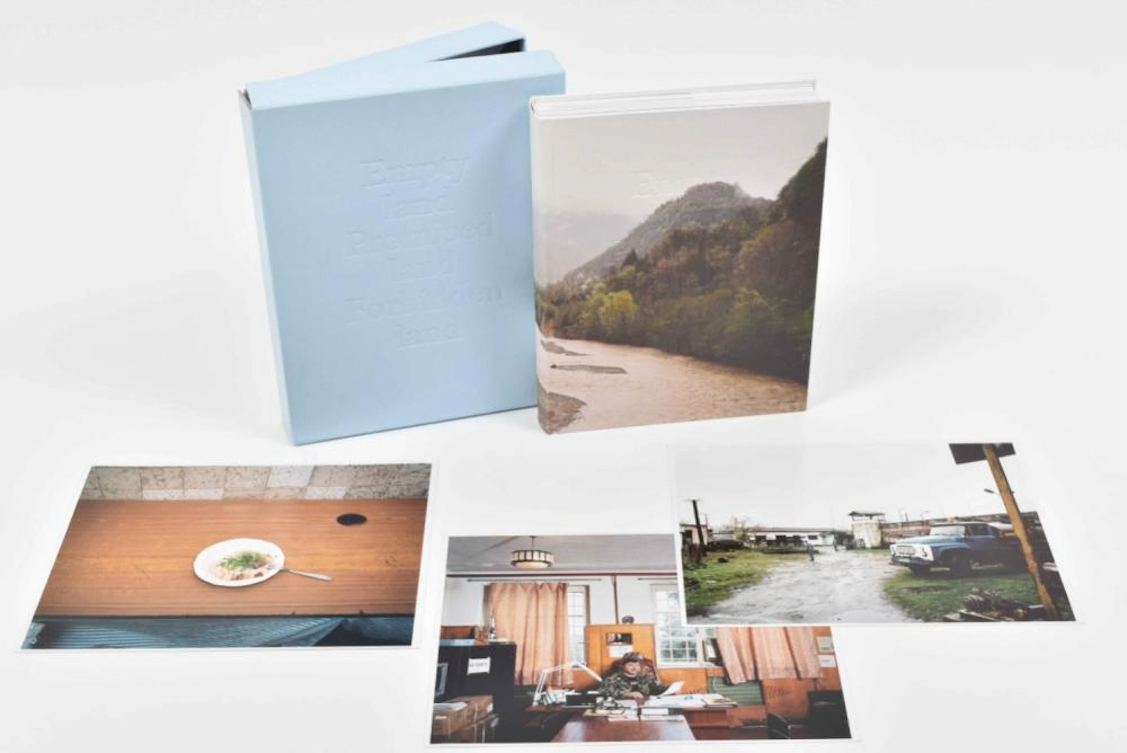 [PHOTOBOOKS] [DELUXE COPY] ROB HORNSTRA/ARNOLD VAN BRUGGEN. THE SOCHI PROJECT