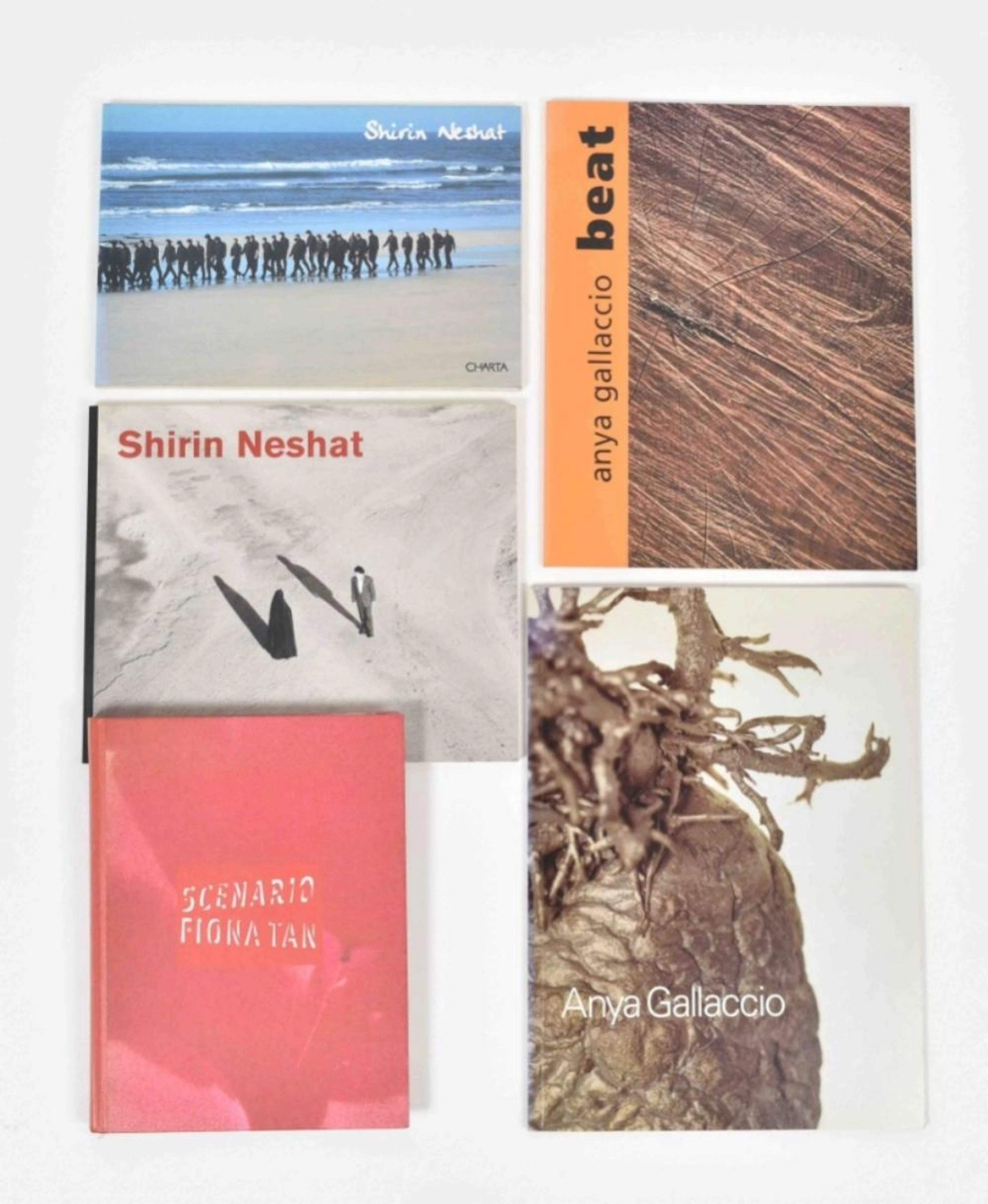 [CONCEPTUAL ARTS] LOT OF FIVE PUBLICATIONS AND CATALOGUES...