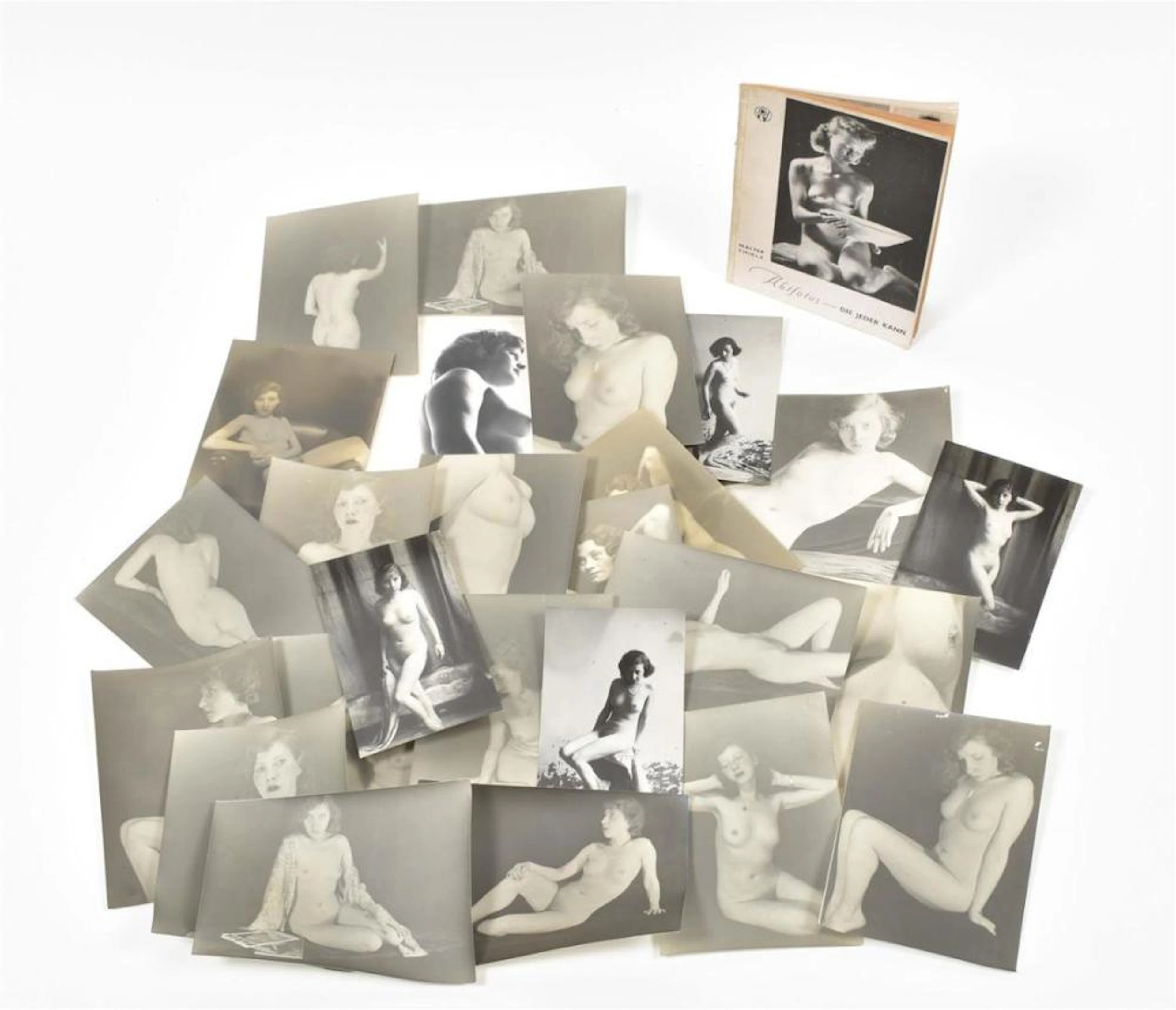 [EROTIC PHOTOGRAPHY] COLLECTION OF 42 VINTAGE EROTIC PRINTS