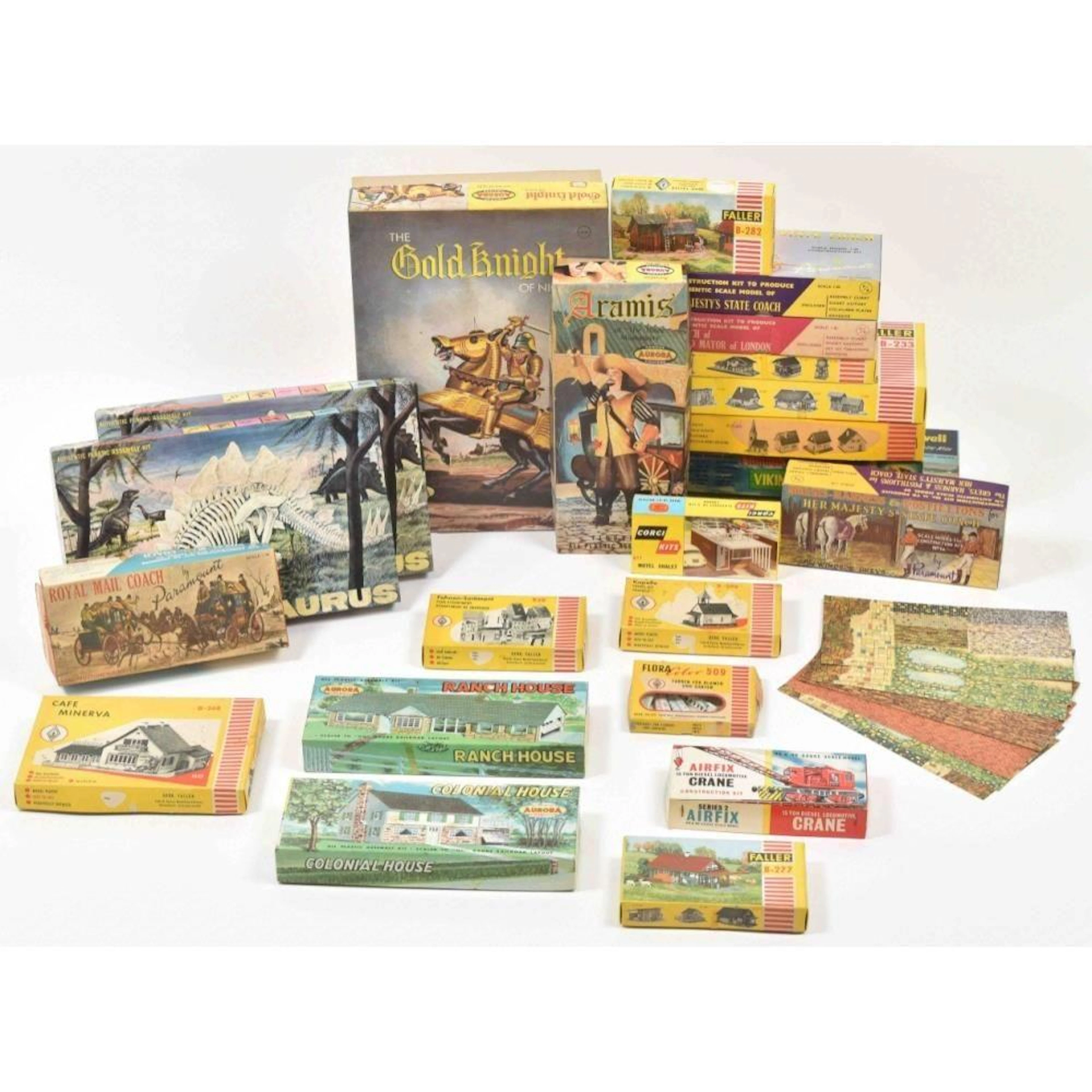 COLLECTION OF 26 MODEL TOYS
