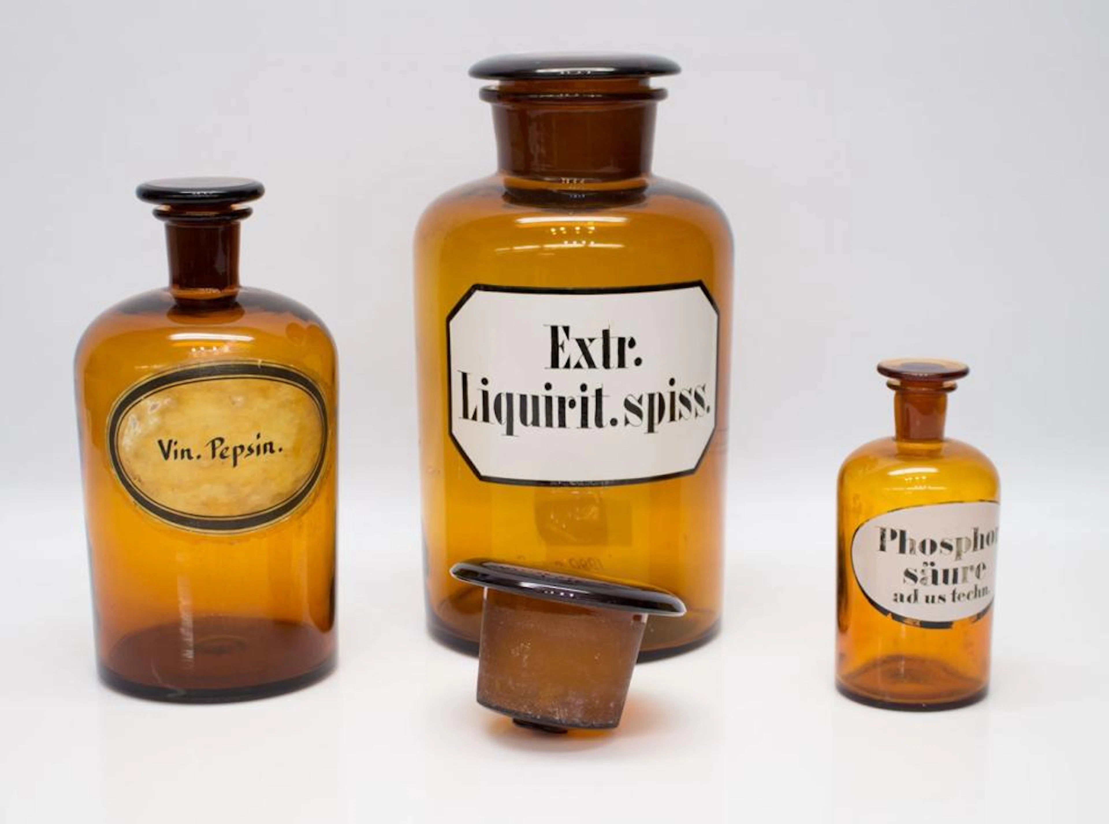 Lot Apothekergefäße