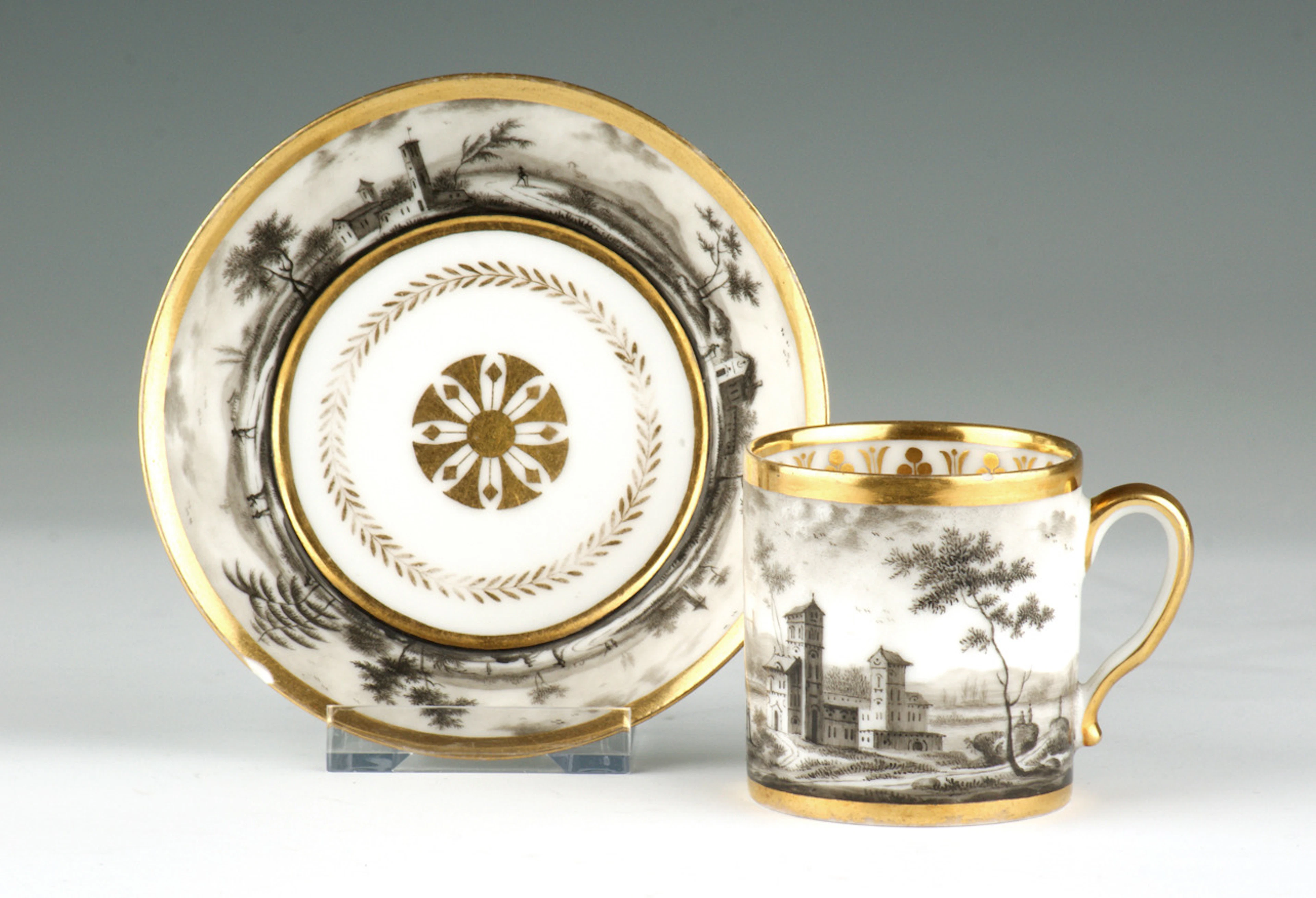 NAST A PARIS. "SCHWARZLOTMALEREI, EMPIRE / BIEDERMEIER, PORZELLANTASSE".
