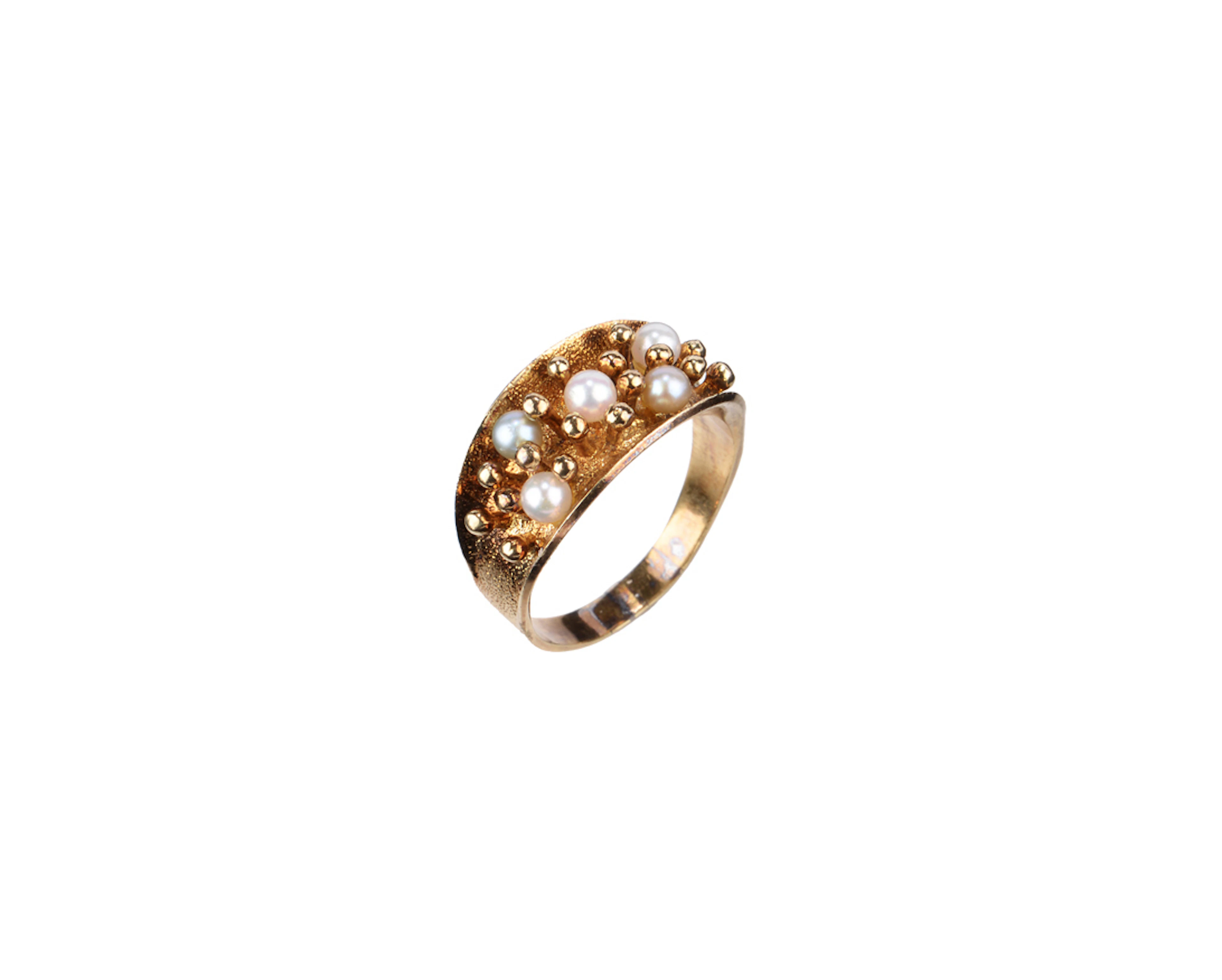 PERLENRING, 585er Gelbgold ca. 6,1 g, Ringweite 57.