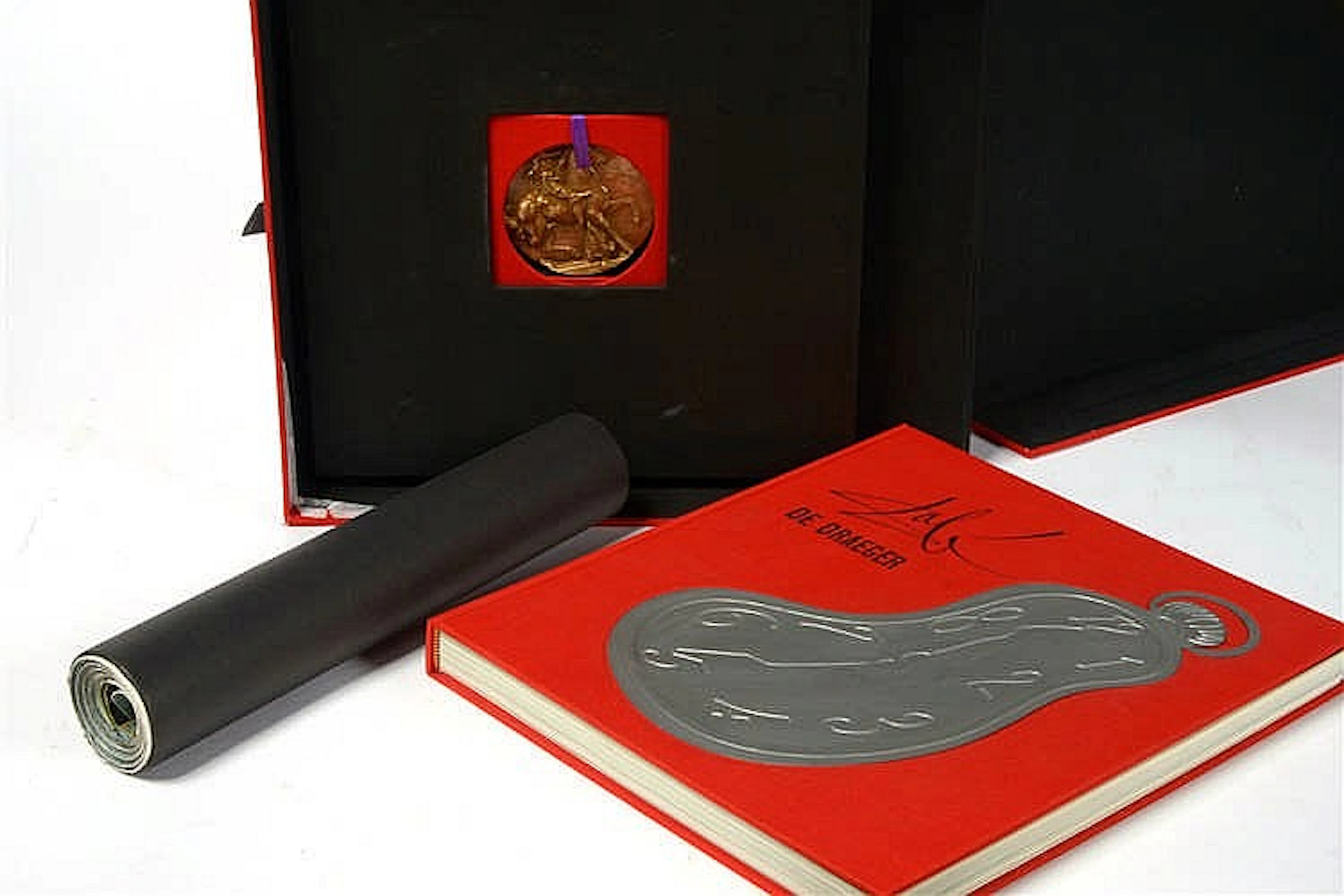 "Dali", édition de luxe d'un ouvrage numéroté 1449/1500 sous emboîtage spéc