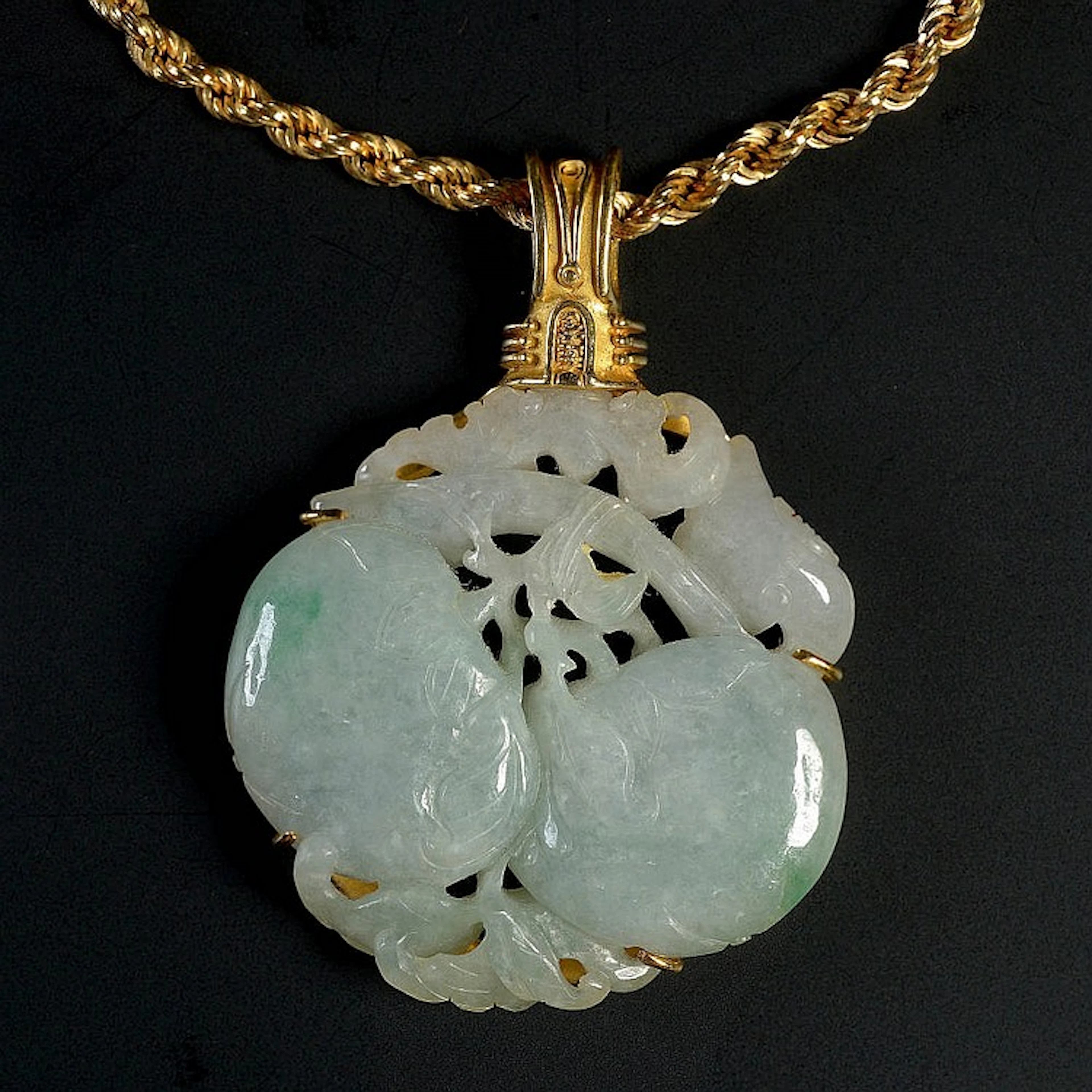 DEMARET Fernand (1929 - 2013) Collier en or jaune 18 carats serti d'un pend