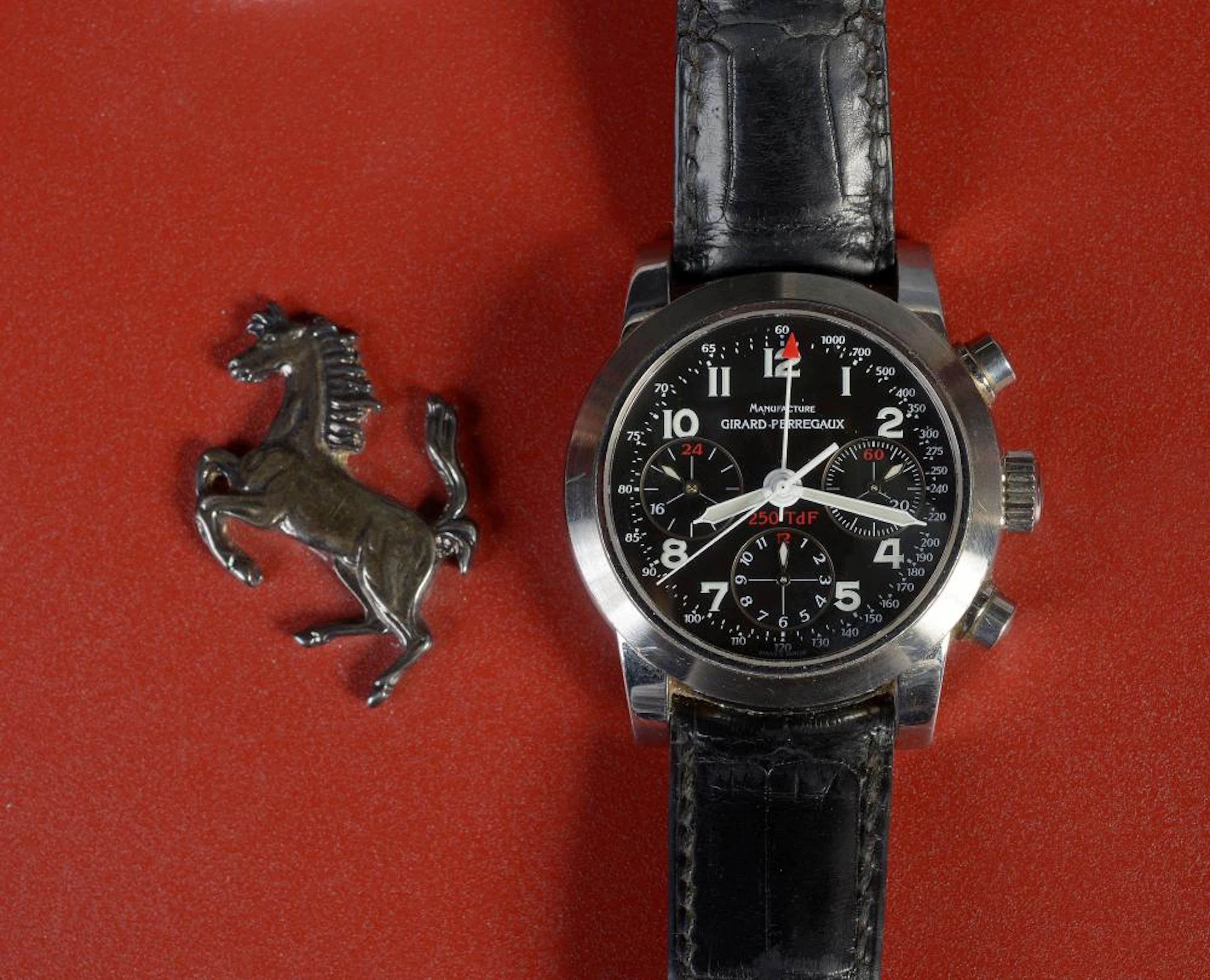 Montre pour homme de marque Girard Perregaux Ferrari 250 TR Chronograph