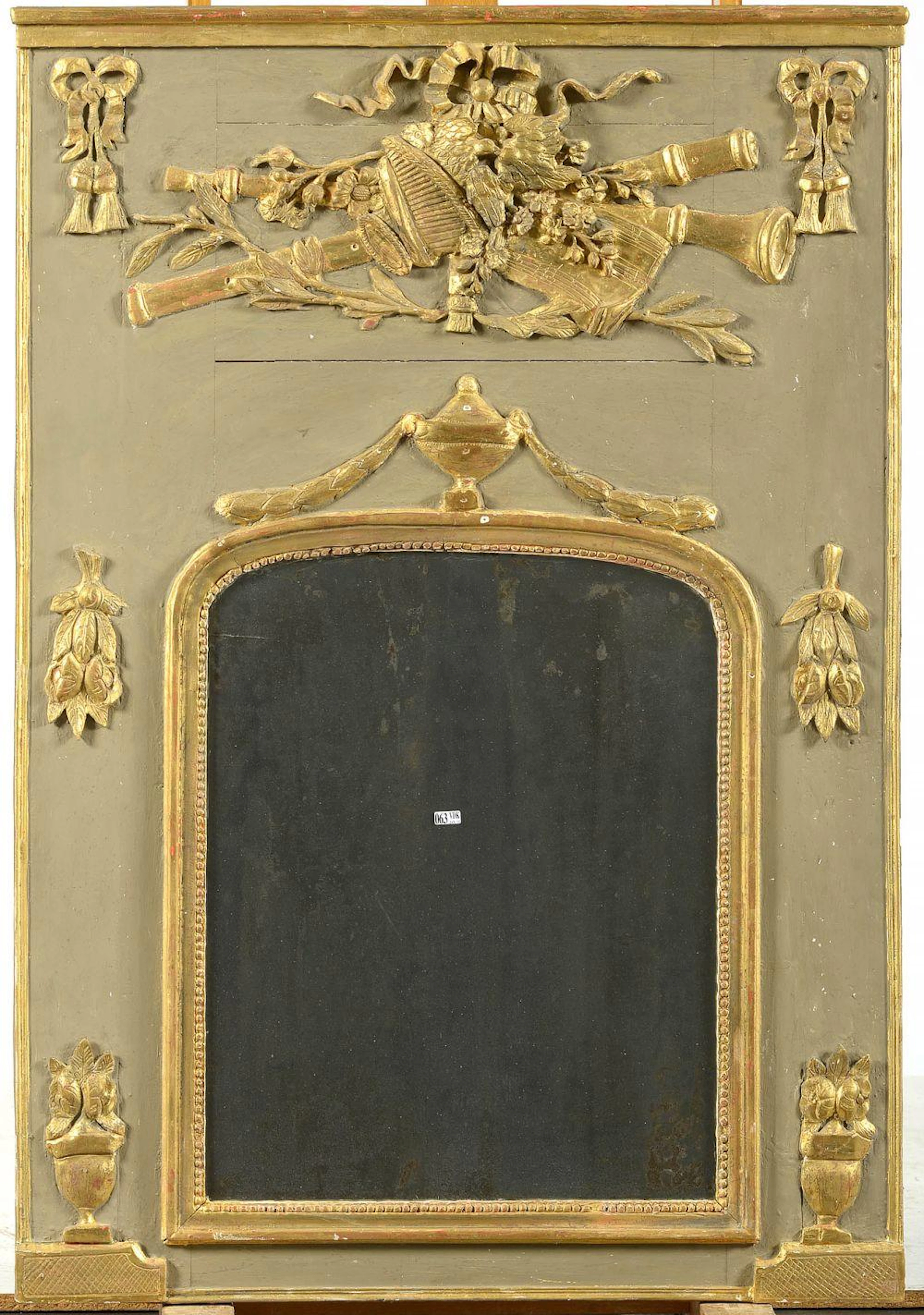 Trumeau rectangulaire Louis XVI en bois sculpté patiné...
