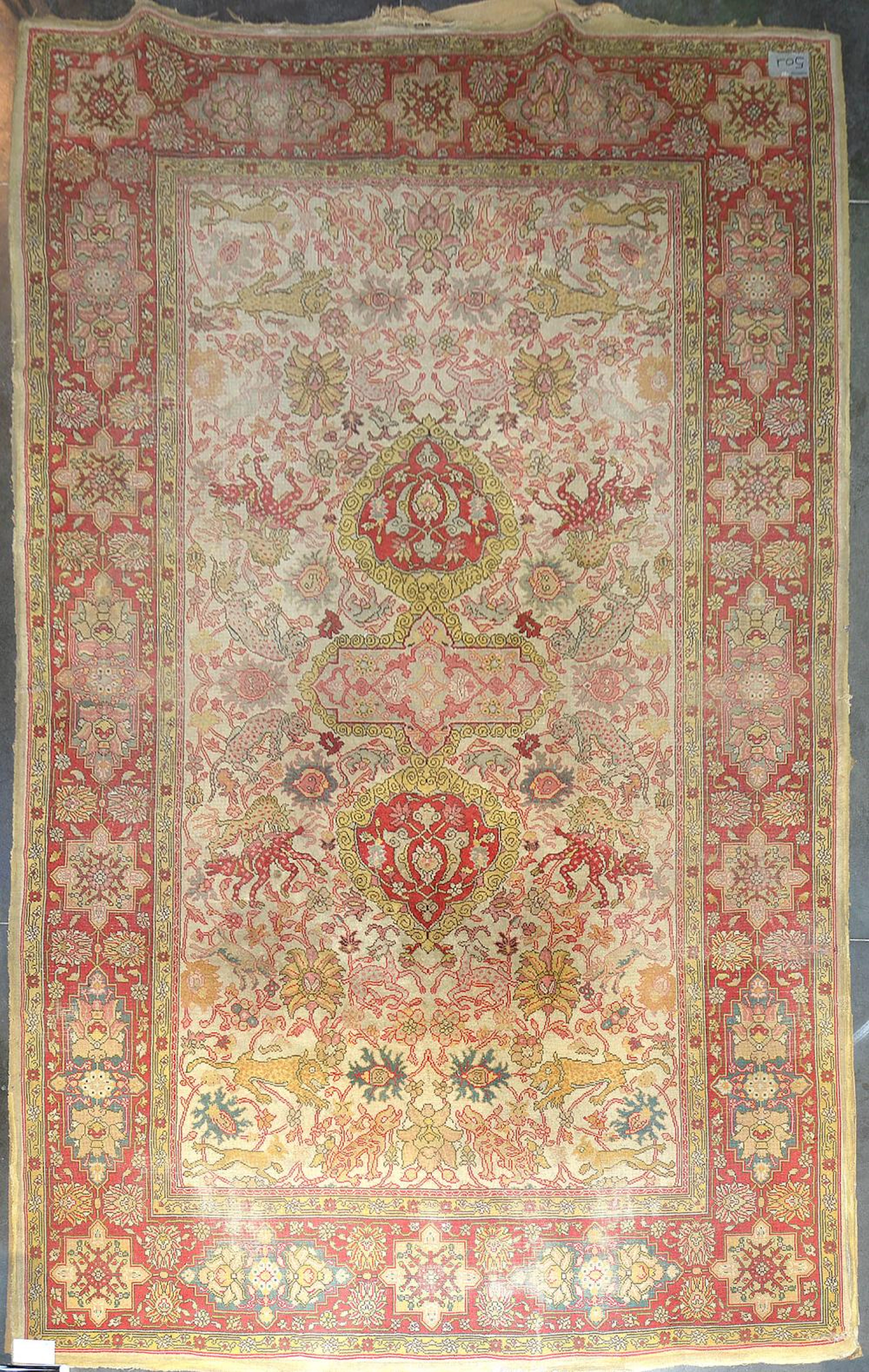 Tapis Grand tapis Hereke ou Smyrne (?) en laine fait main...