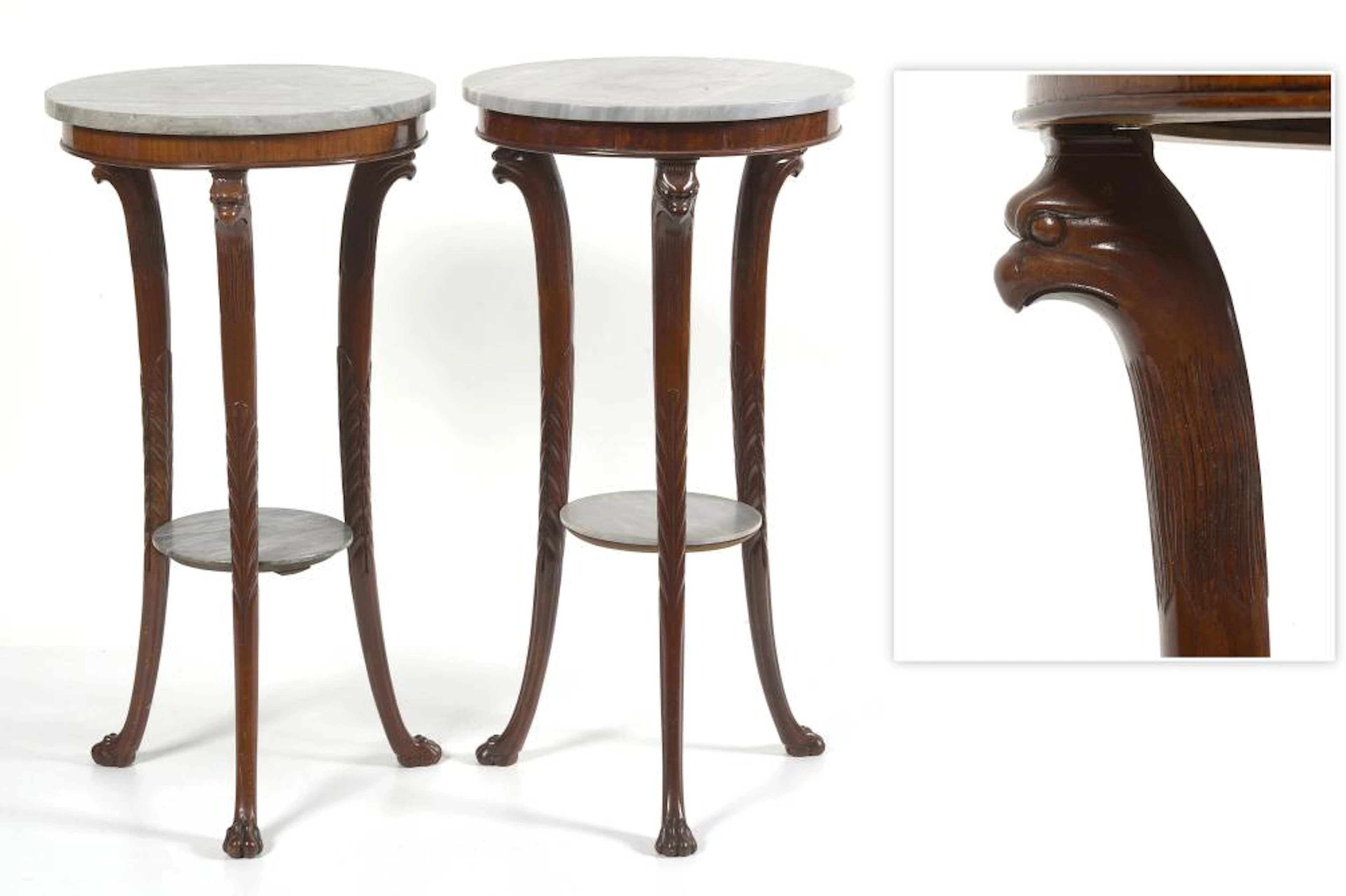 Mobilier Fausse paire de guéridons Empire ronds en acajou...