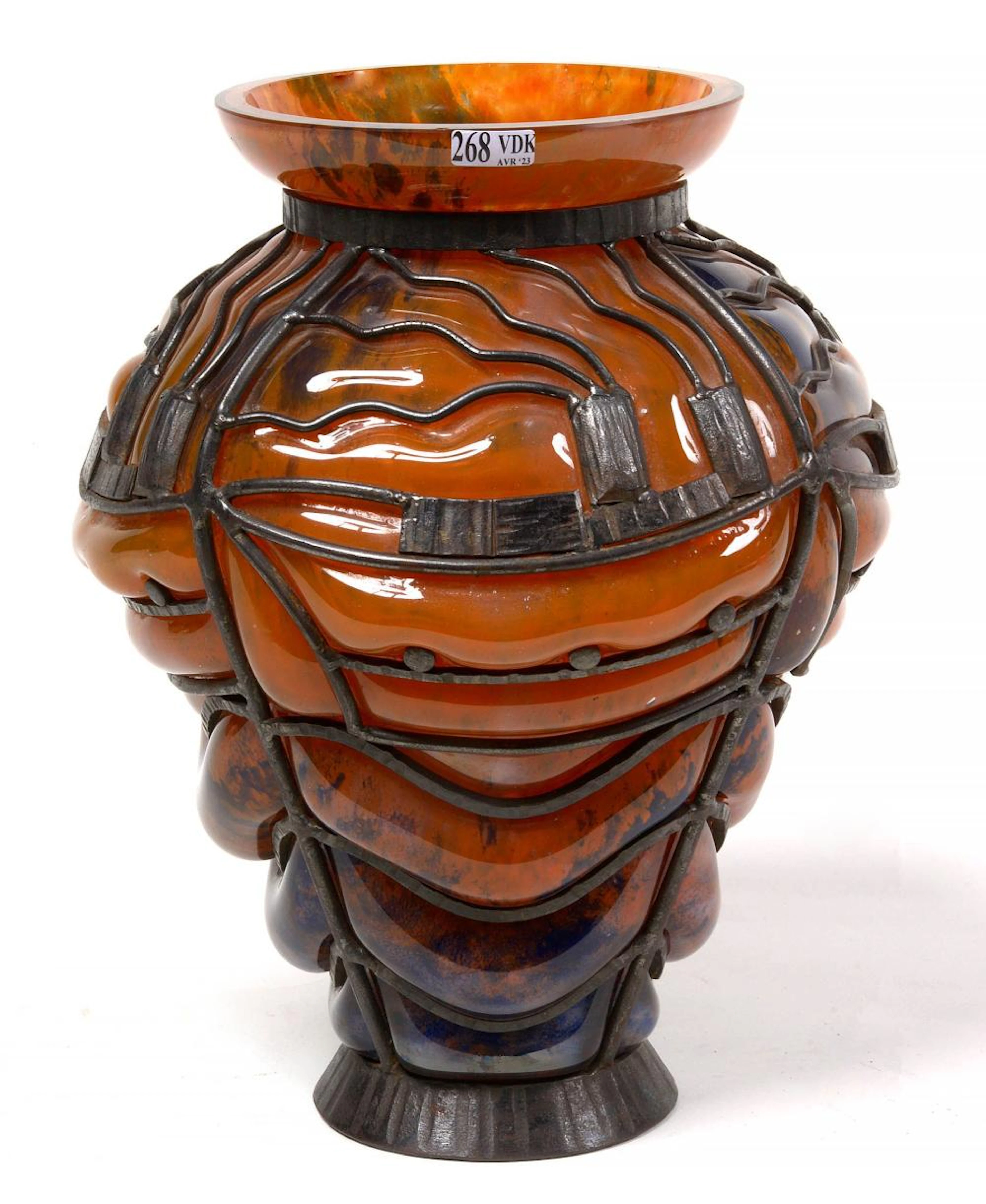 MAJORELLE Louis (1859 - 1926), DAUM NANCY - FRANCE Verrerie Grand vase pans