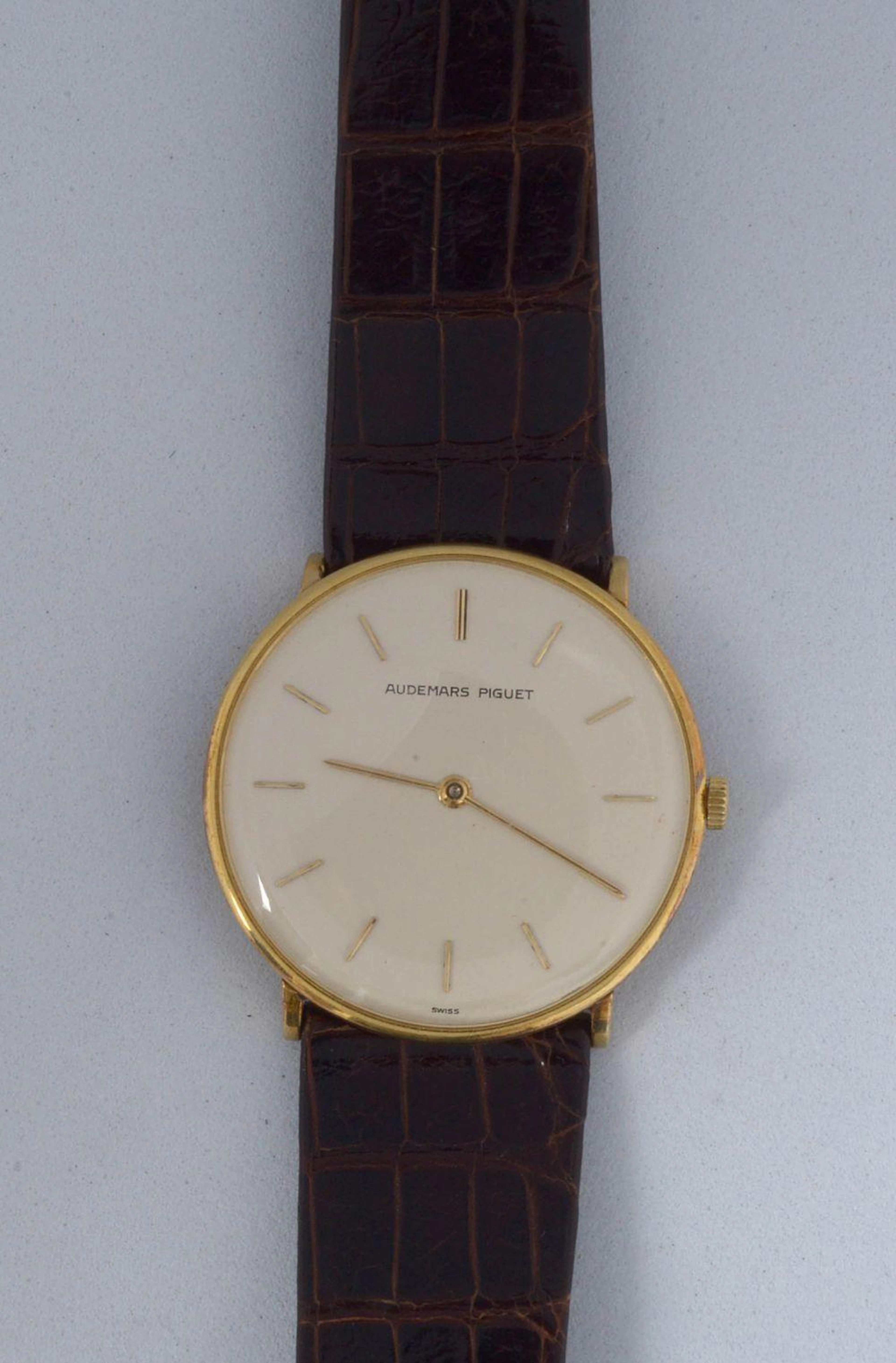 AUDEMARS PIGUET - MONTRE ULTRA PLATE POUR HOMME DE MARQUE AUDEMARS PIGUET