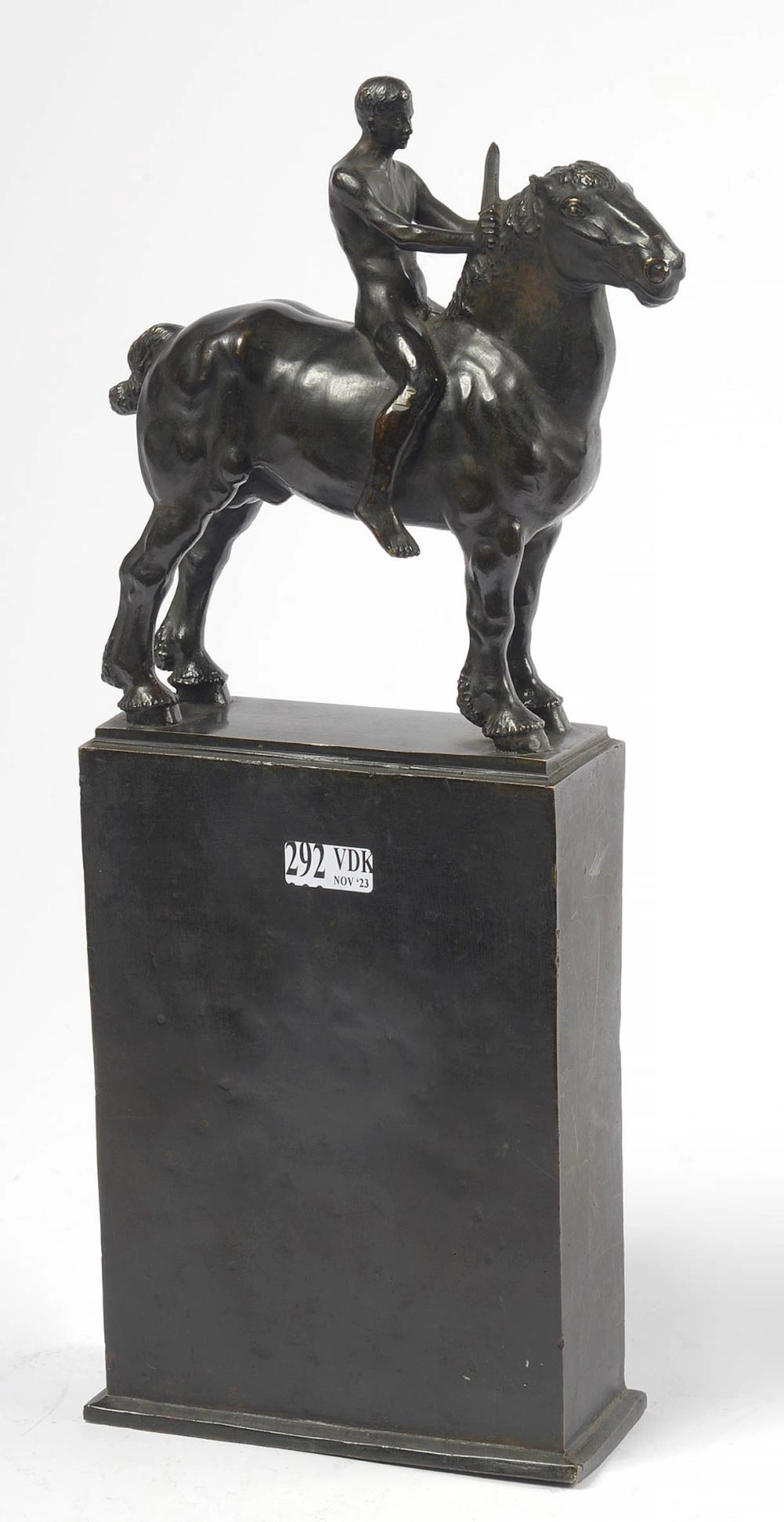 Sculptures SIMON HP (XXème) "Cavalier à dos de cheval de trait sur u
