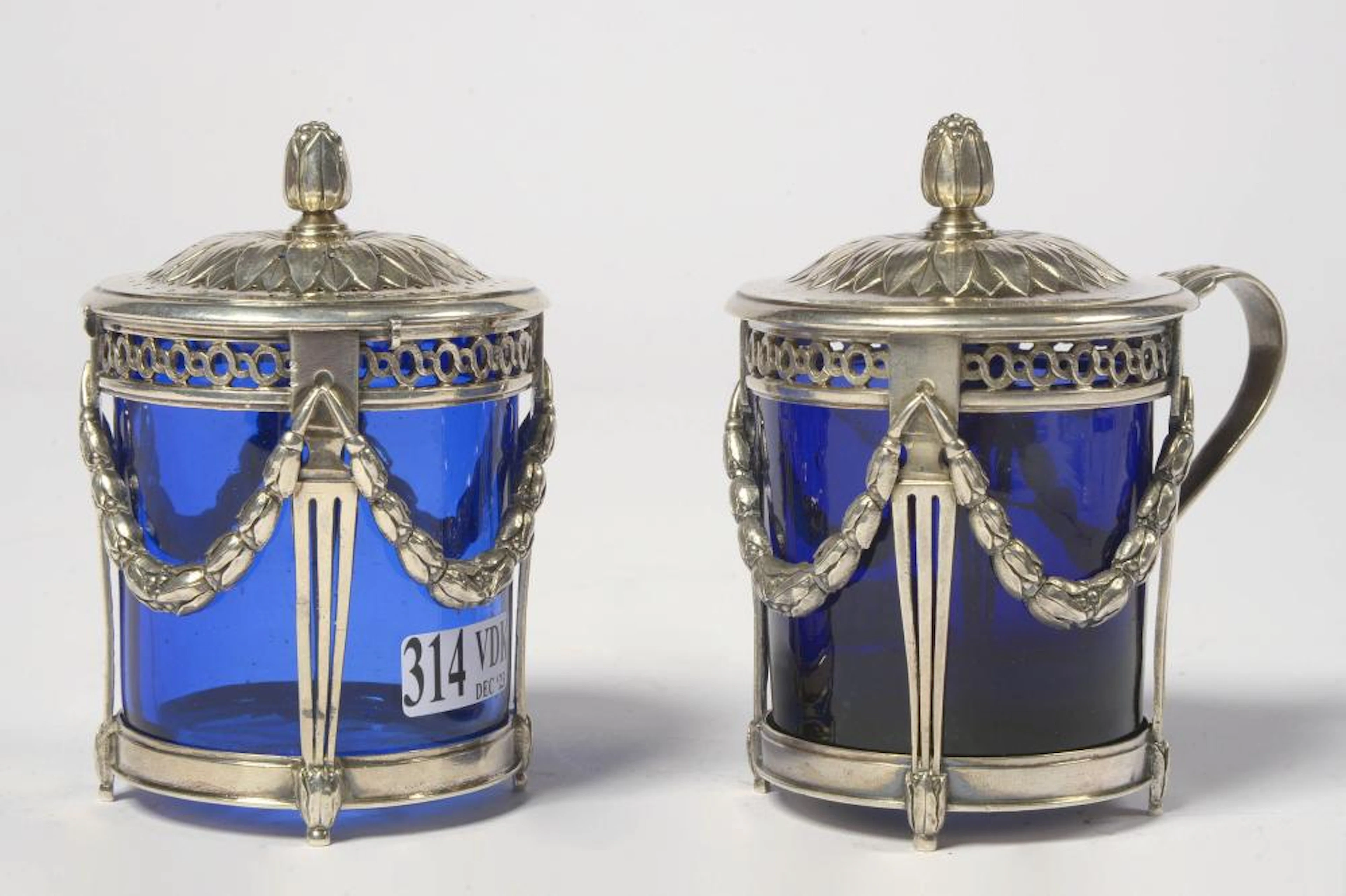 Moutardier et saupoudroir Louis XVI en argent et v?