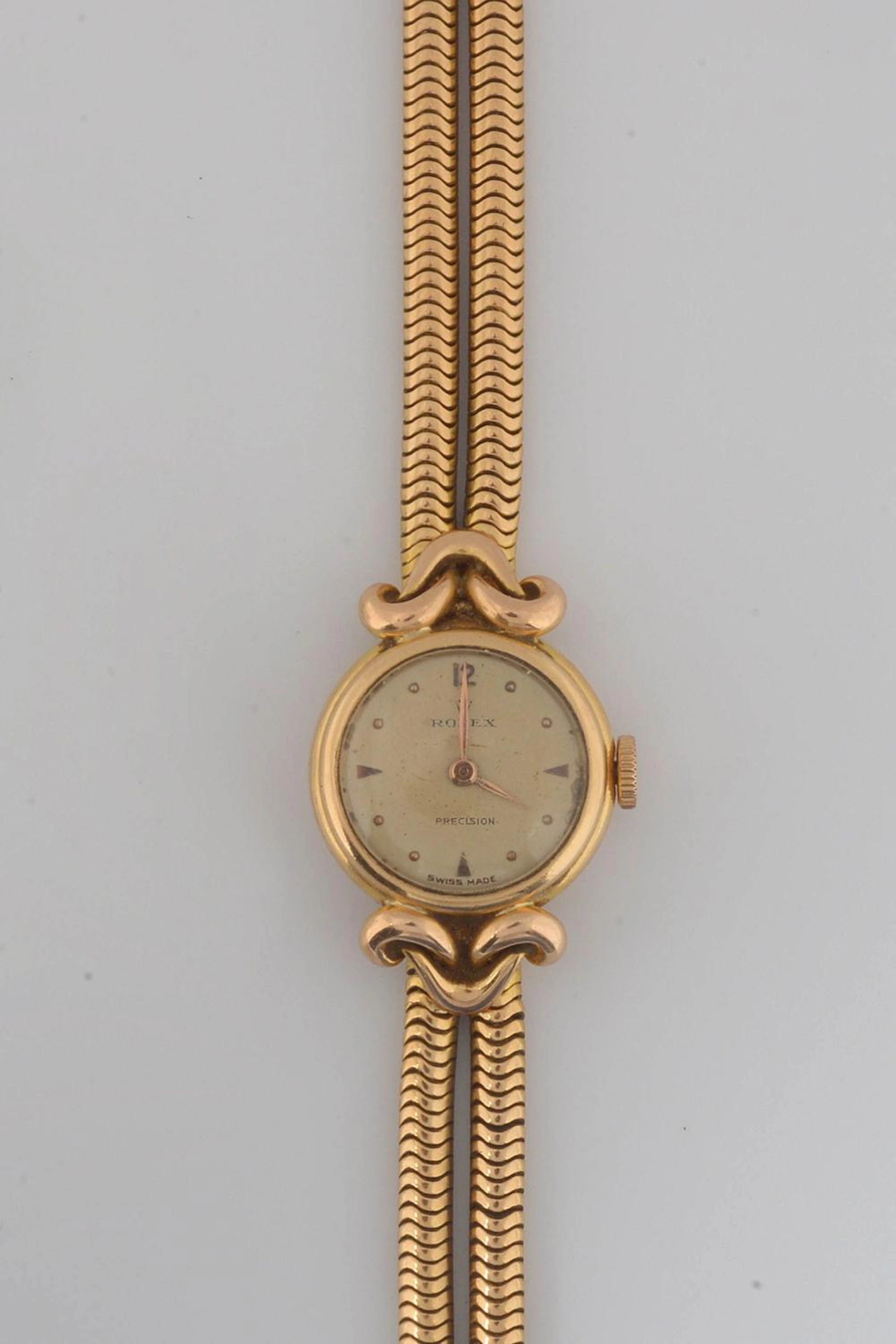 ROLEX Montre pour dame en complet or jaune 18 cara?