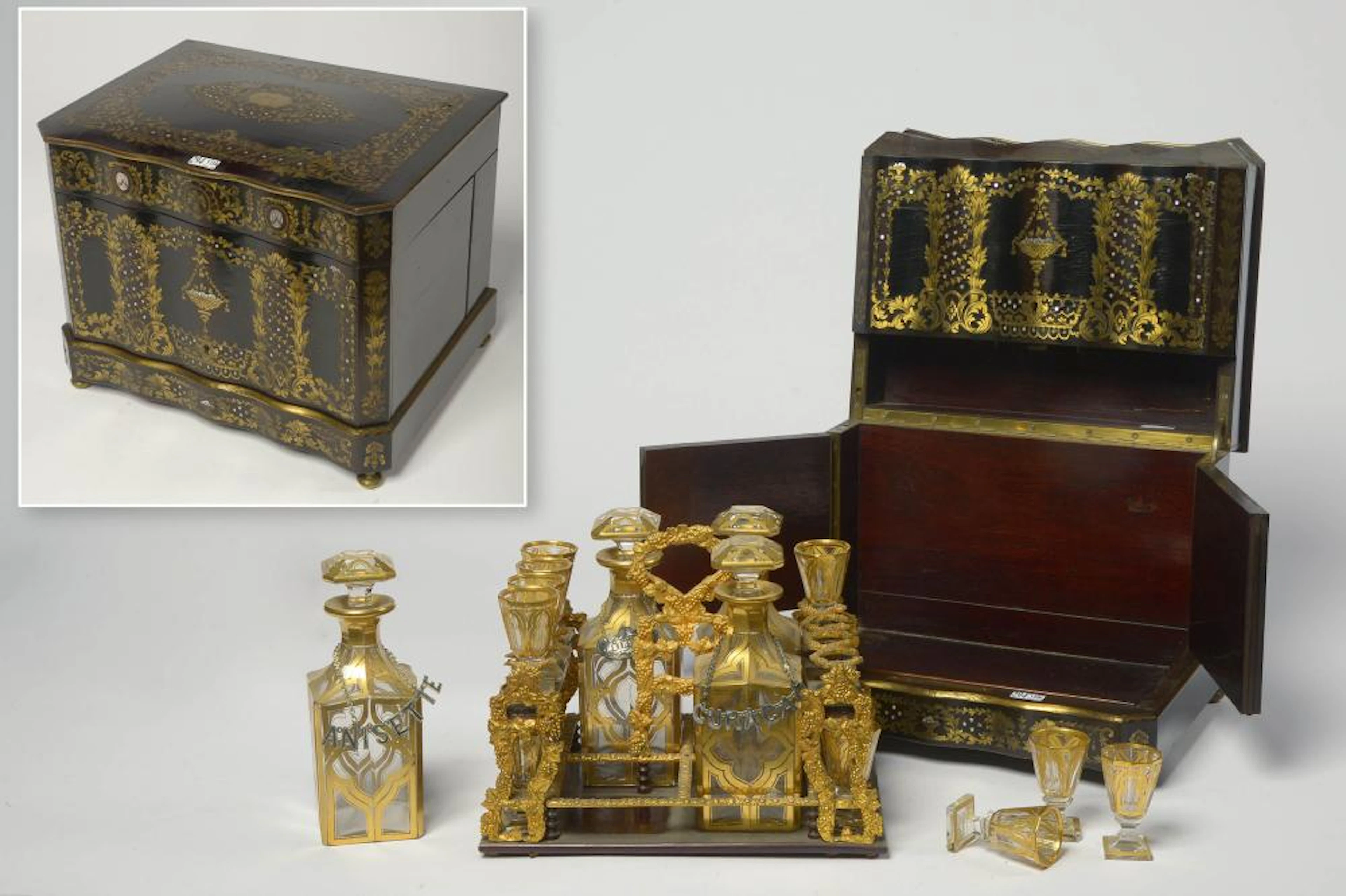 Cave à liqueur Napoléon III quadripode en bois noi?